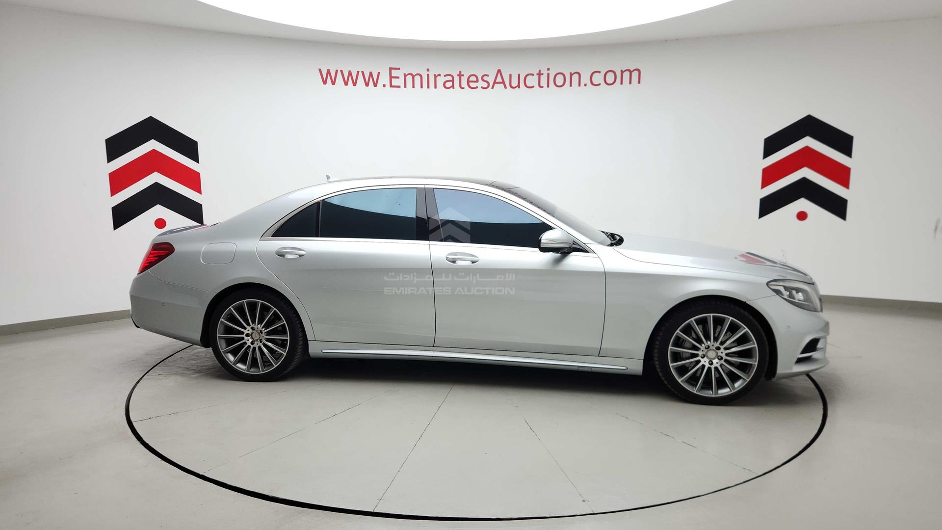 2016 MERCEDES S 500 VIN: WDDUG8CB3GA203371