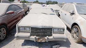 Cadillac - Scrap without document — Full Front View — Photo 1 — Thumbnail