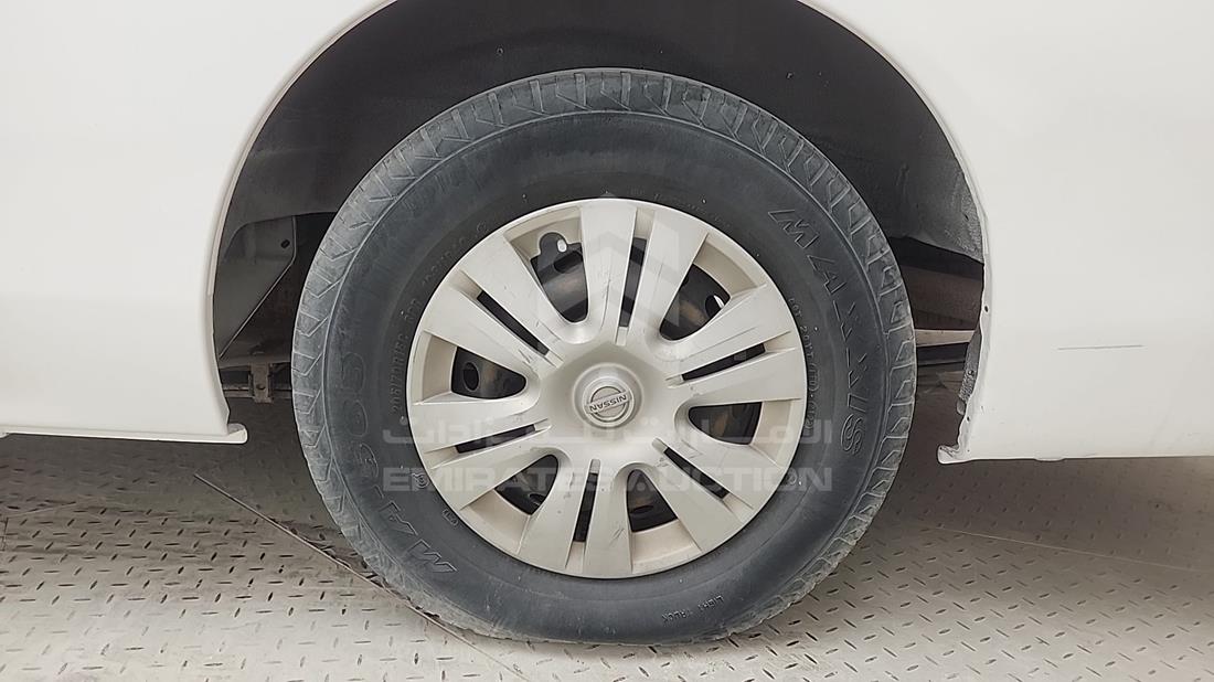 2020 Nissan Urvan — Rear Left Tyre — Photo 24