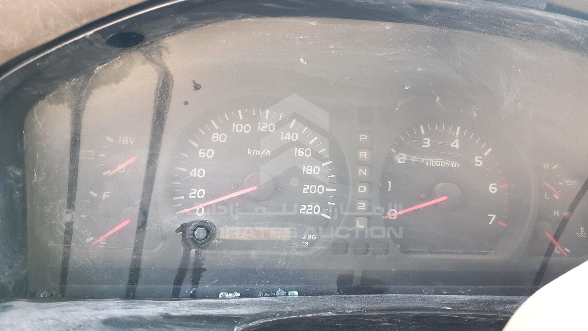 2000 TOYOTA LAND CRUISER VIN: JT3HT05J1Y0104265