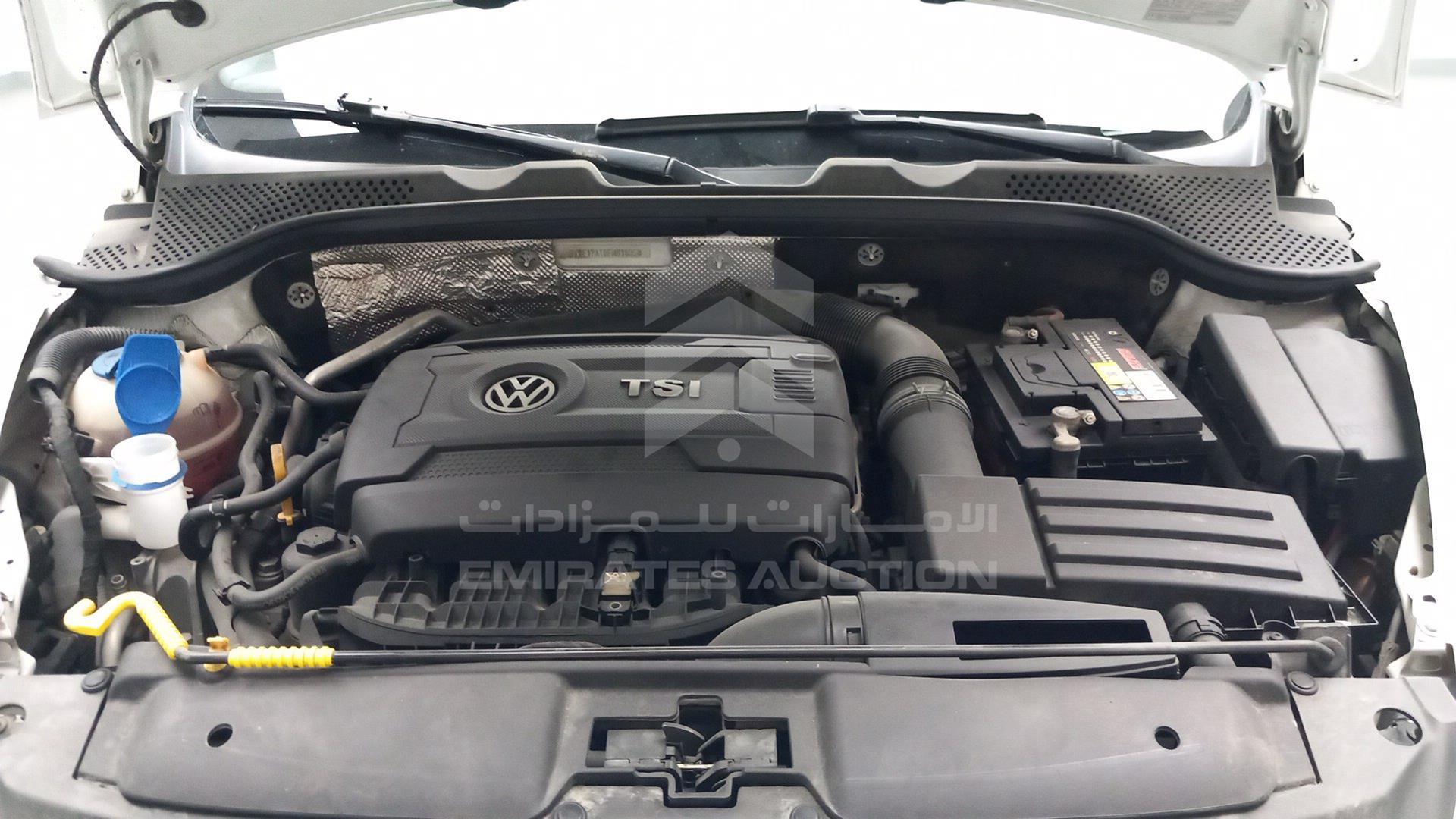 2015 VOLKSWAGEN BEETLE VIN: 3VWF17AT8FM619358