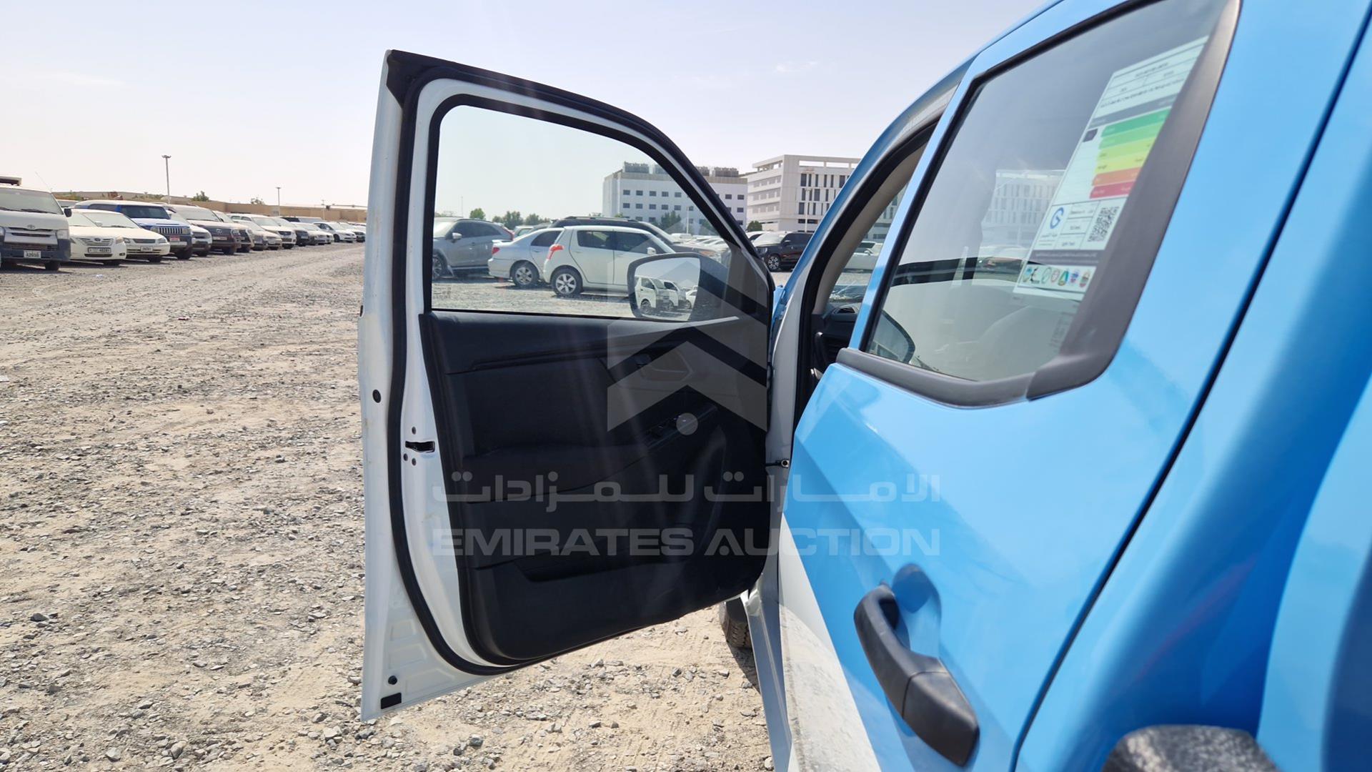 2024 ISUZU D-MAX VIN: MPAEL3376RT008775