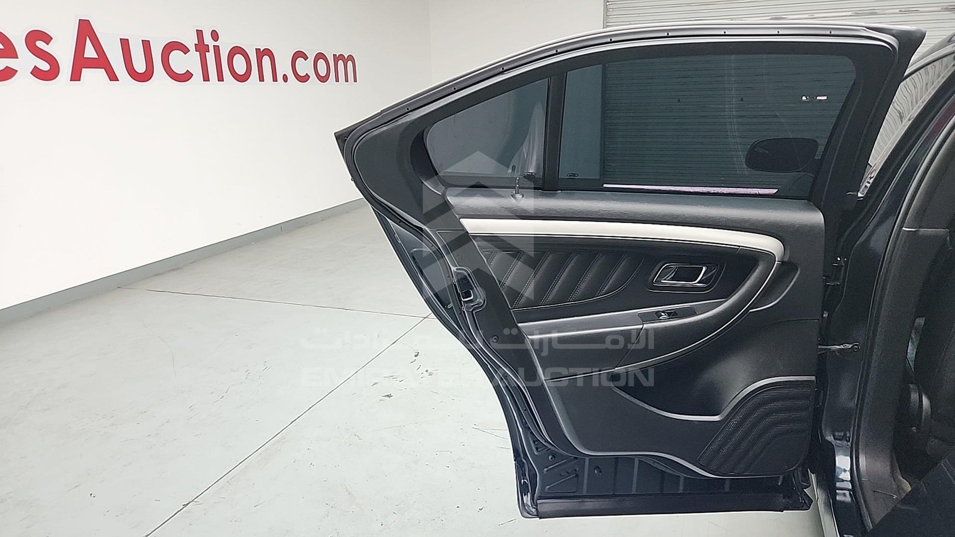 2014 FORD TAURUS VIN: 1FAHP2E8XEG173411