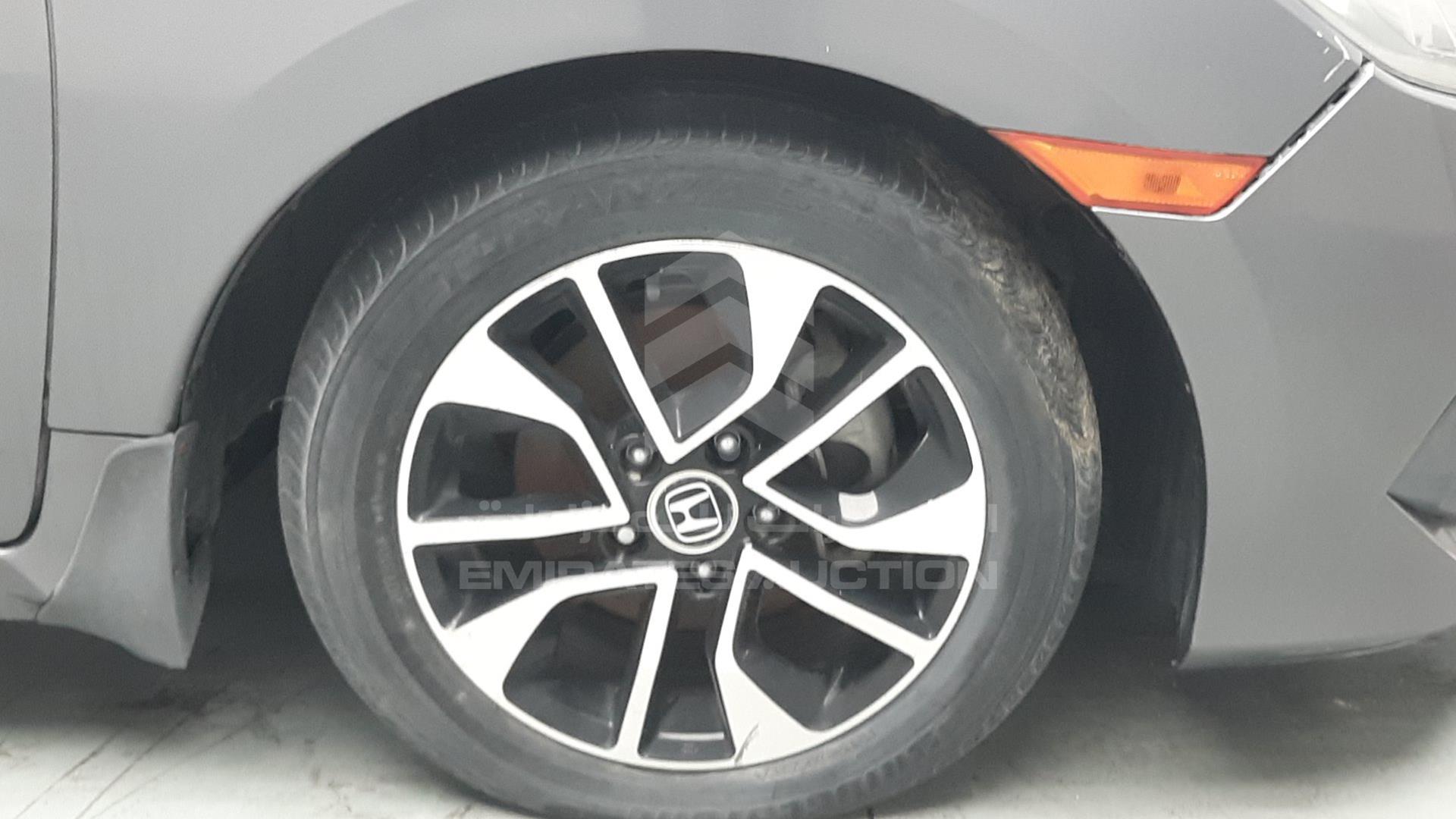 2018 HONDA CIVIC VIN: 19XFC2F54JE204907