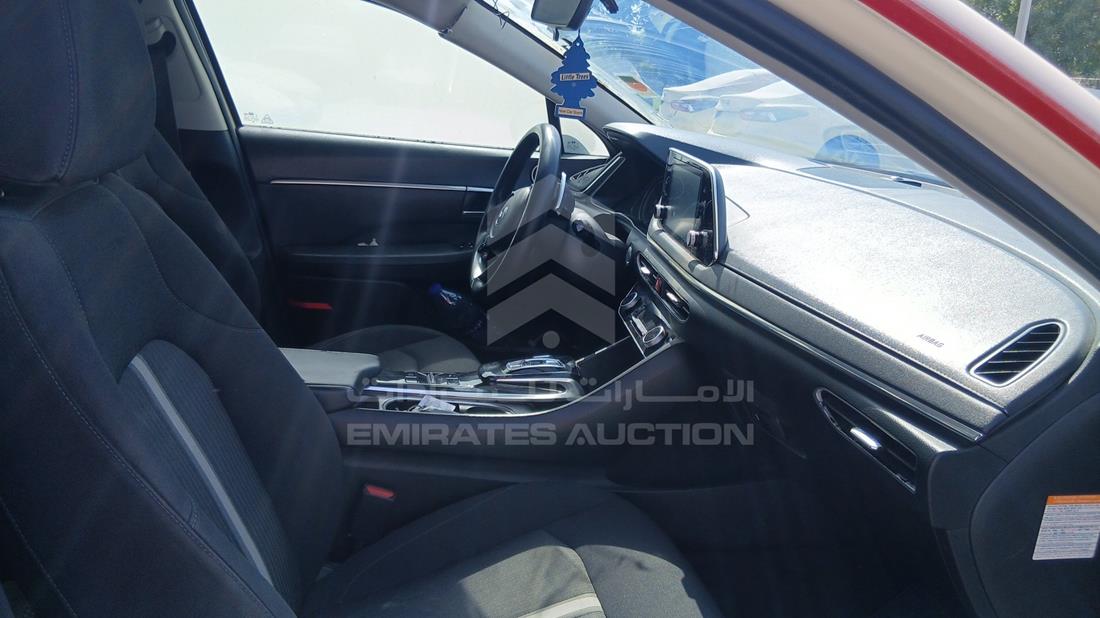 2021 Hyundai Sonata Hybrid — Front Right Passenger Seat View — Photo 23