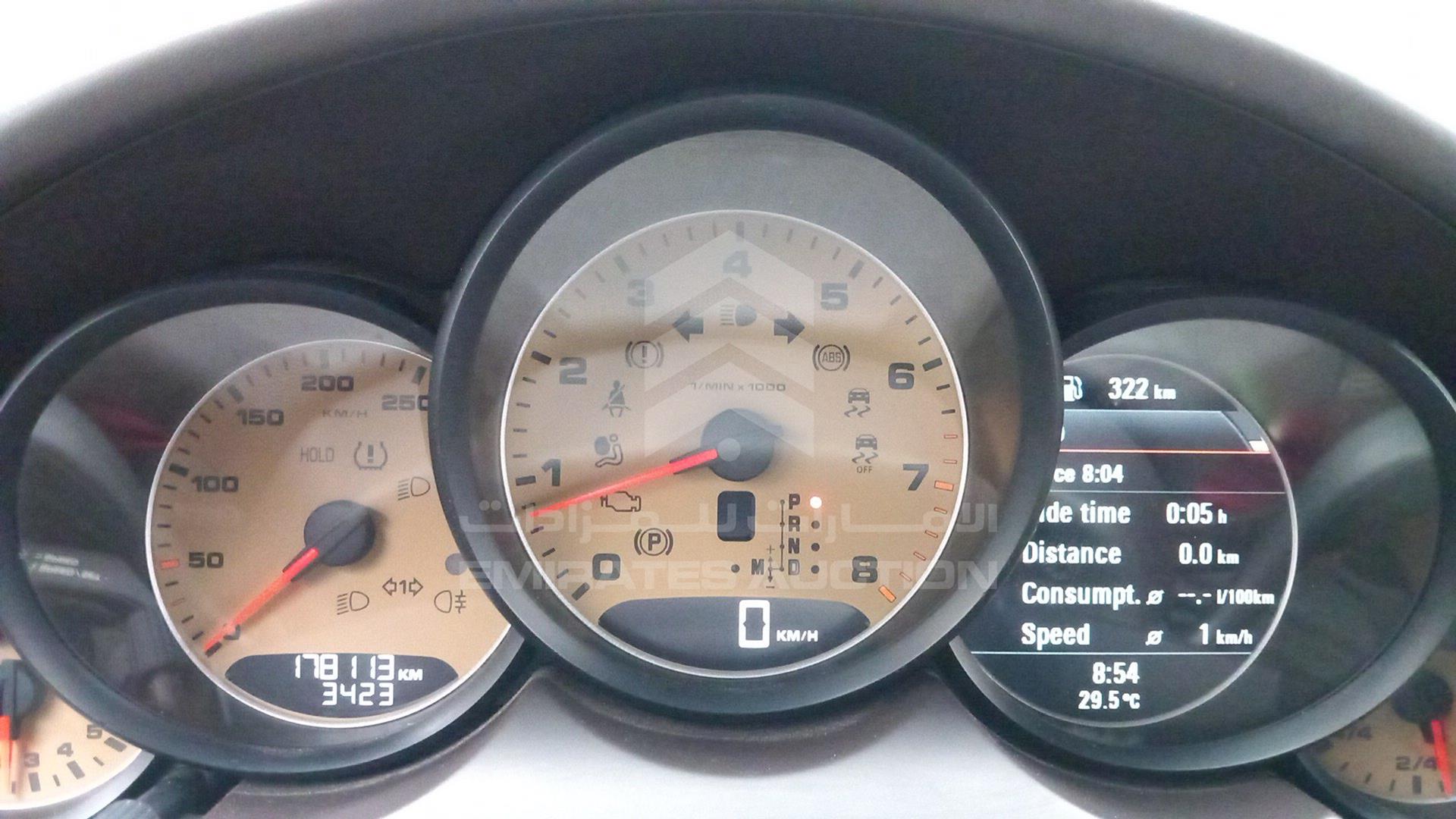 2013 PORSCHE CAYENNE VIN: WP1ZZZ92ZDLA00806