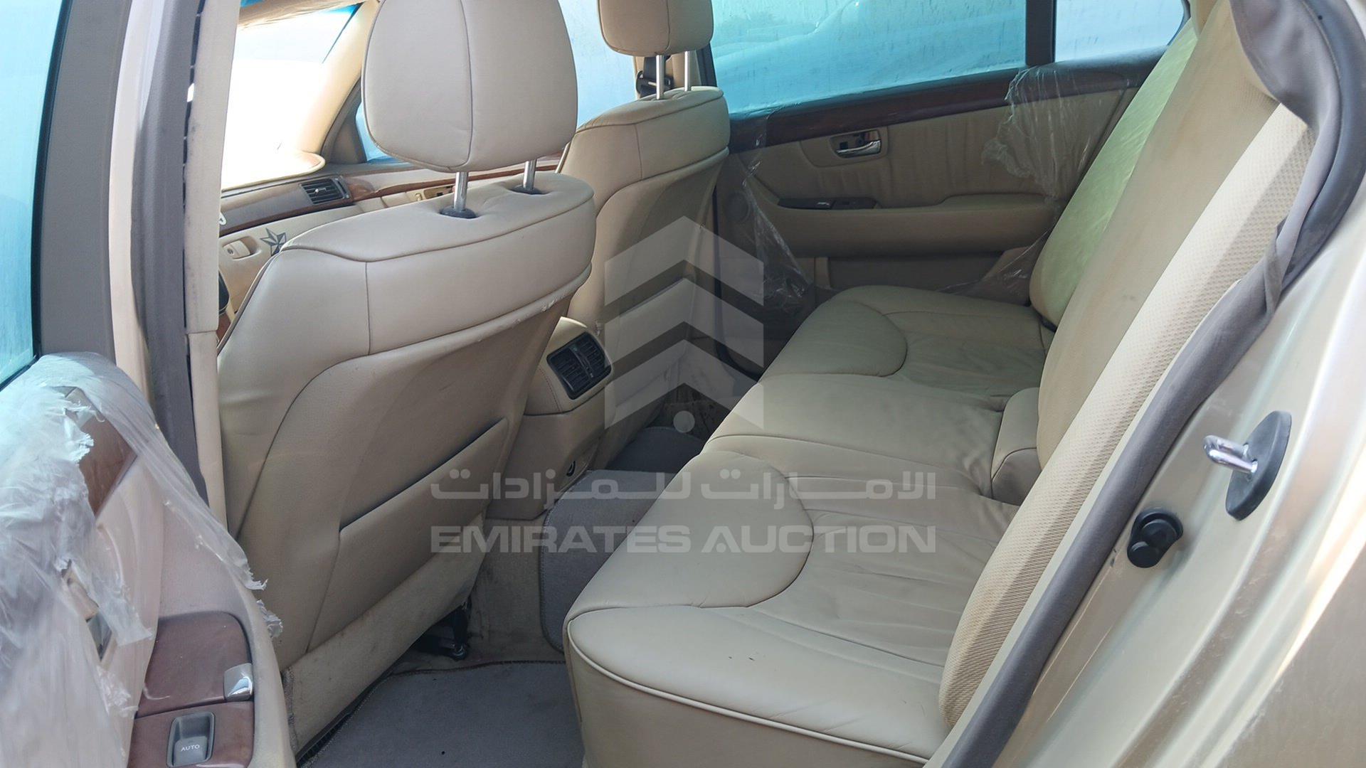 2001 LEXUS LS 430 VIN: JTHBN30F110047666