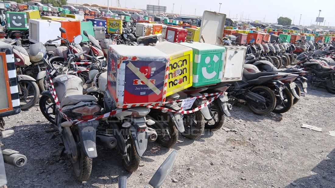 5 Motorbikes — Rear Left Angle — Photo 8