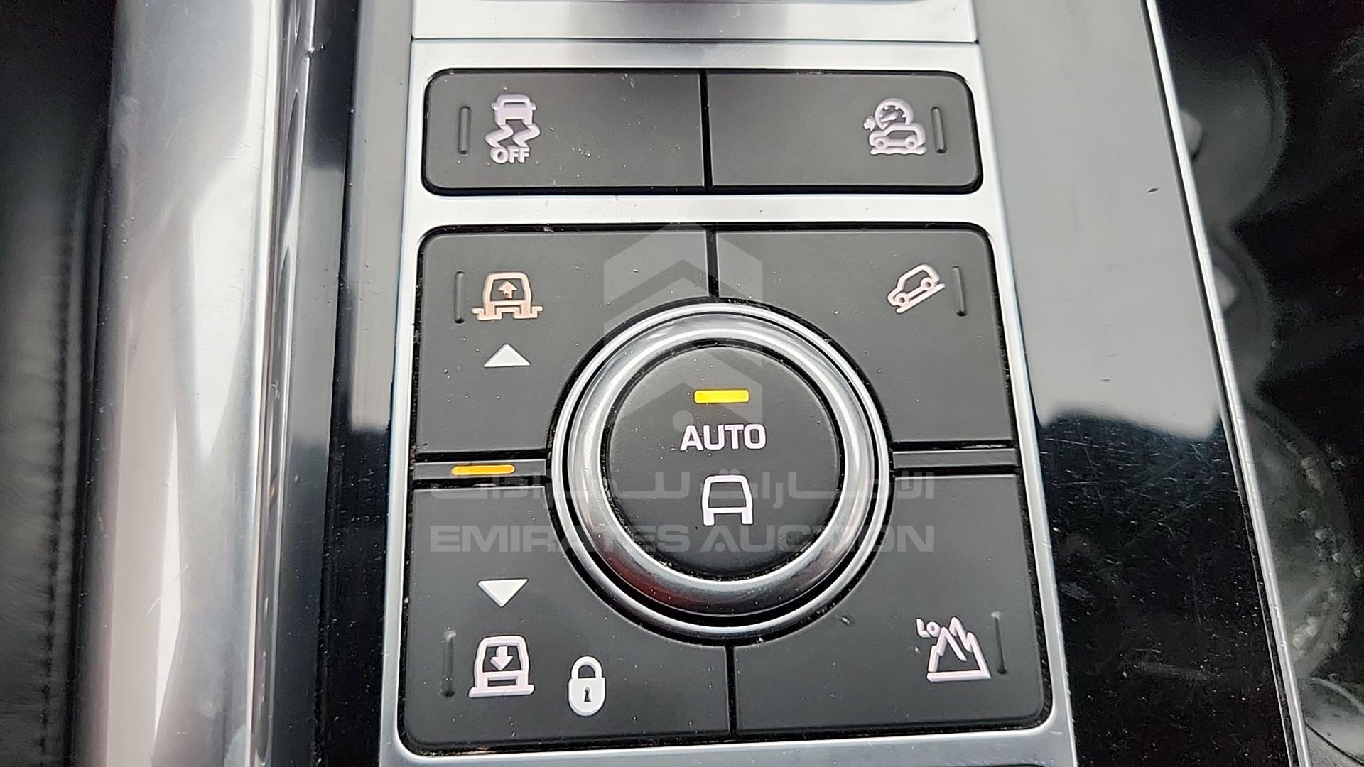 2020 RANGE ROVER SPORT SVR VIN: SALWZ2RE4LA748476