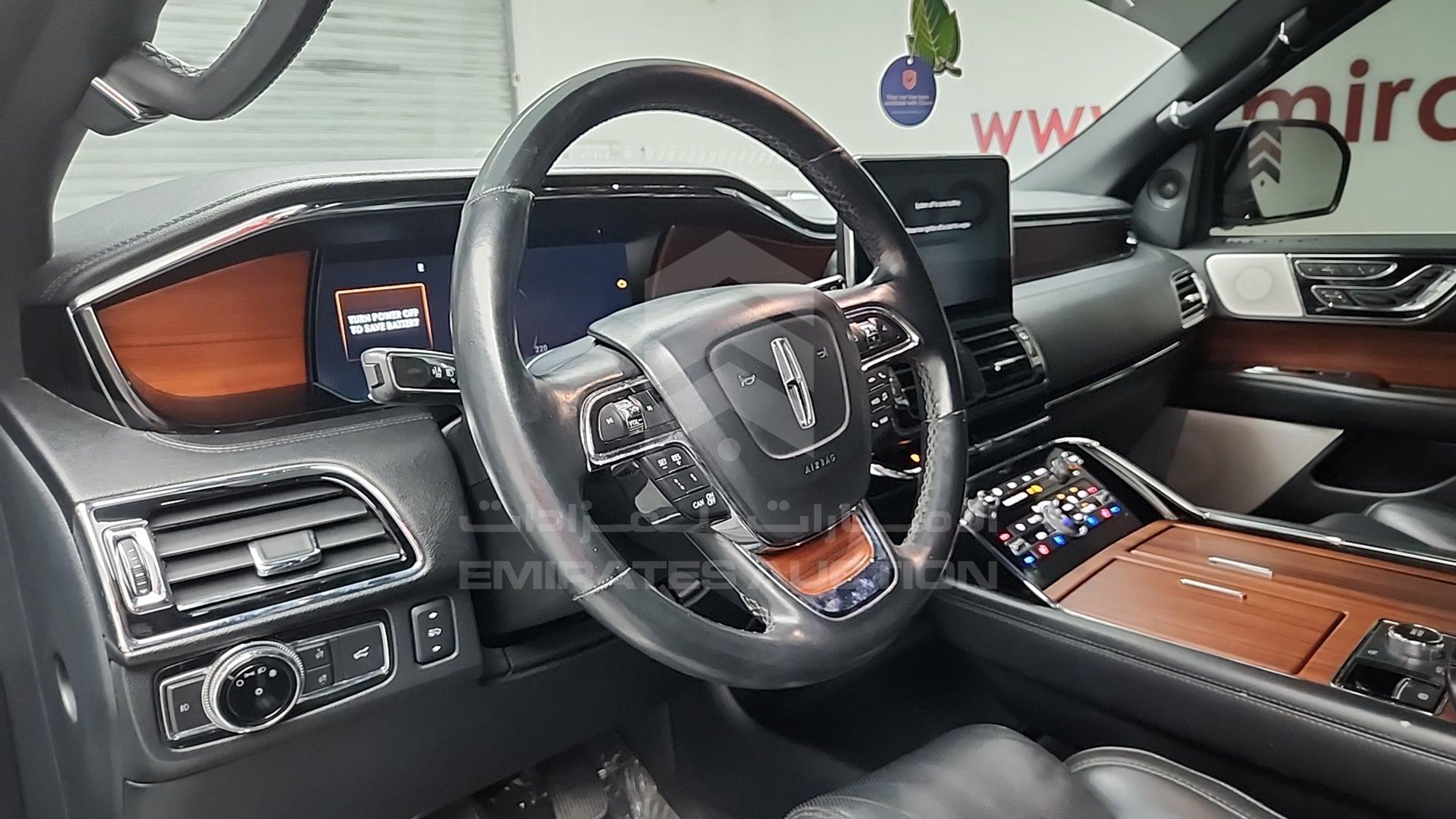 2018 LINCOLN NAVIGATOR VIN: 5LMJJ2LT4JEL16887