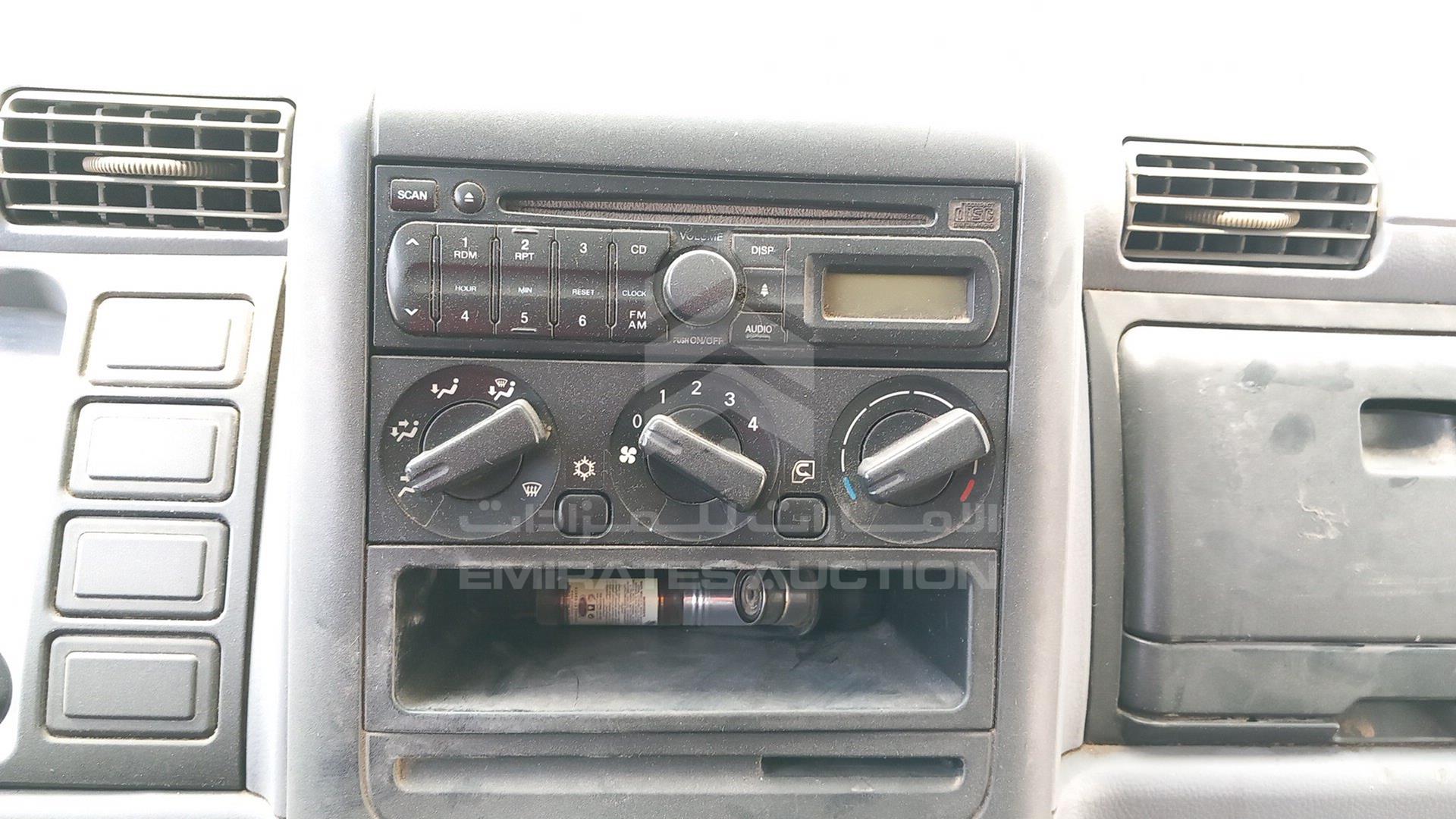 2010 MITSUBISHI CANTER VIN: JL6BCE6J7AK011331