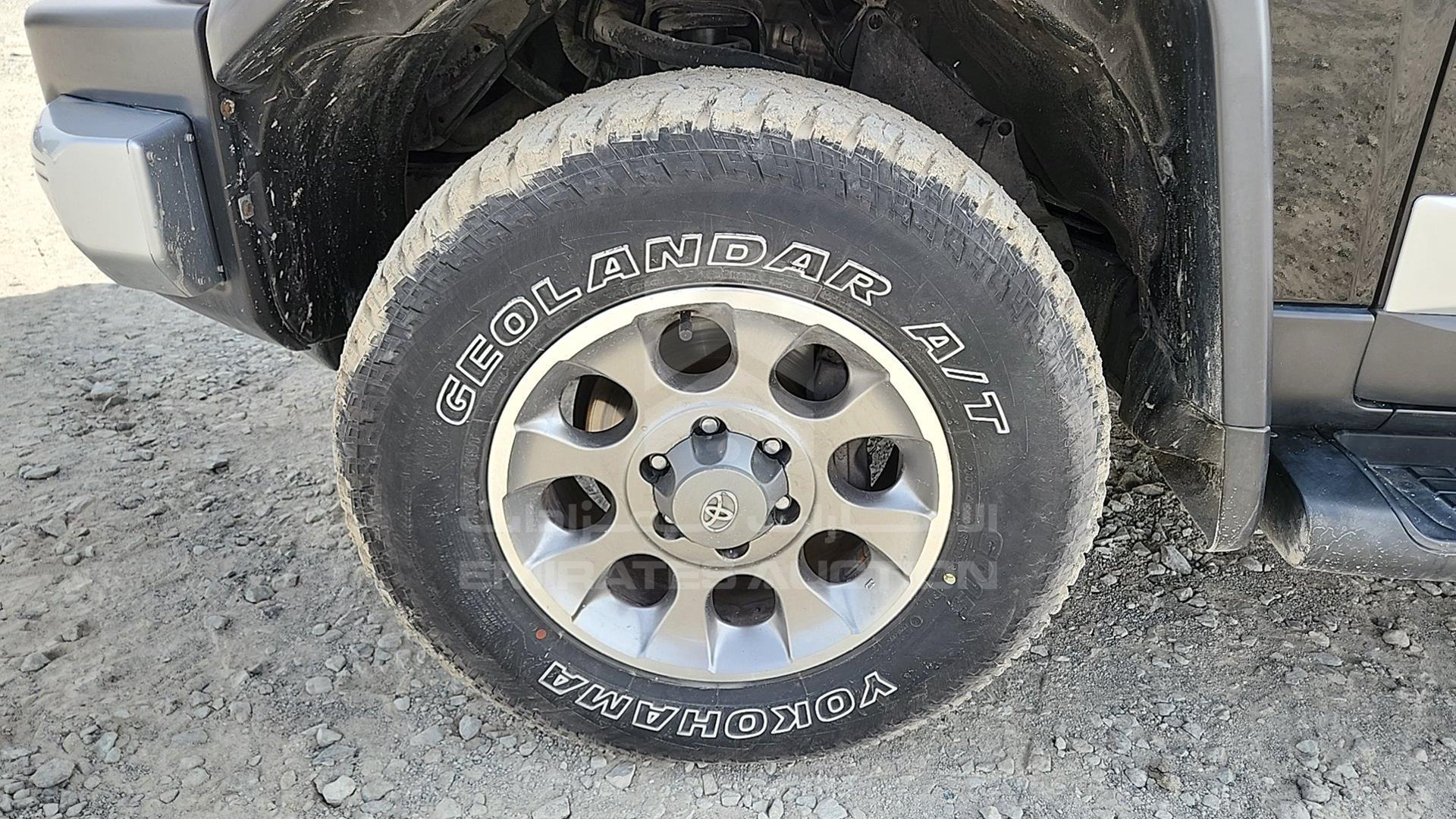 2012 TOYOTA FJ CRUISER VIN: JTEBU11F5CK125988