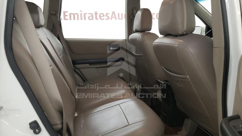 JN8BT0TY5EW001459 Auction: EmiratesAuction Lot: 408724 JN8BT0TY5EW001459 Nissan X-Trail 2014 ANTIQUE WHITE Photo 21