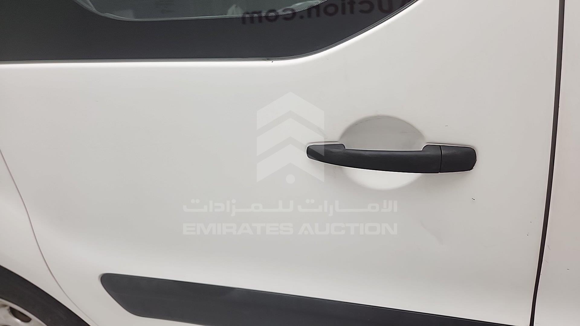 2017 PEUGEOT PARTNER VIN: VF37JNFUXHJ508703