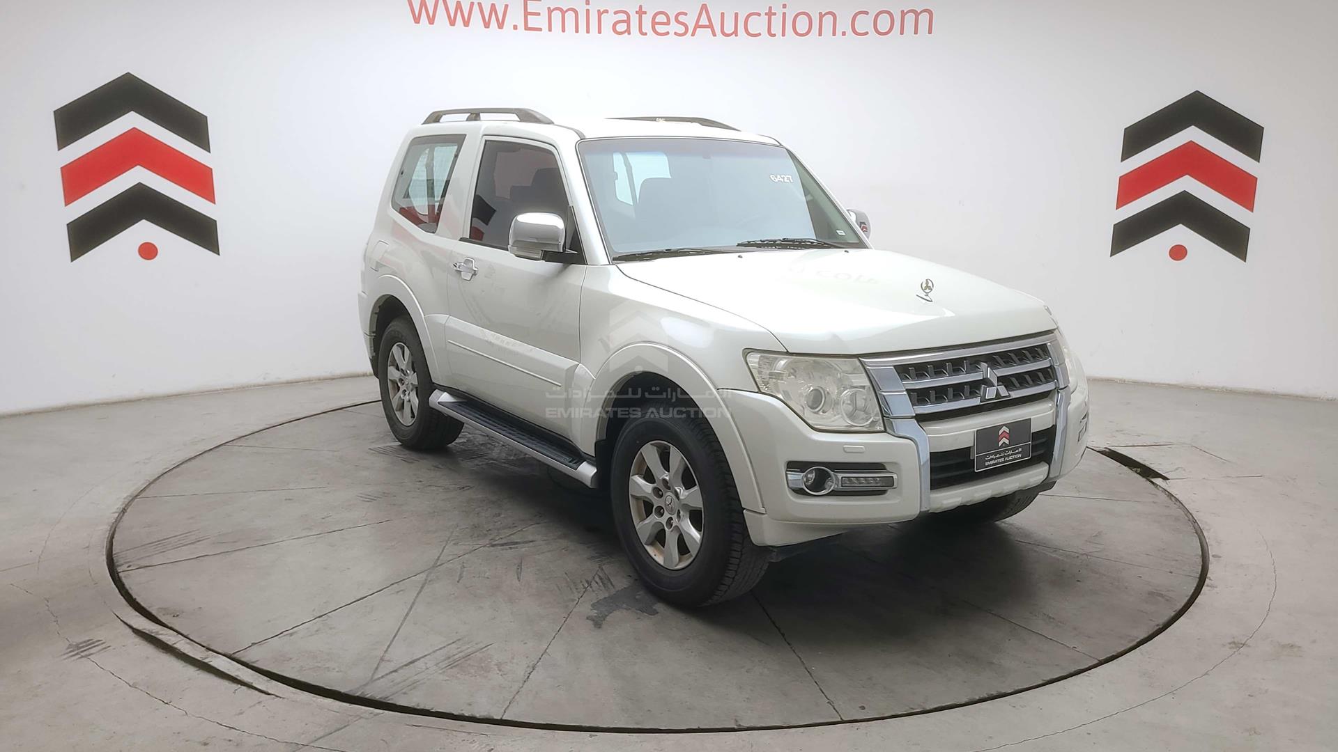 2016 MITSUBISHI PAJERO VIN: JMYMRV85WGJ709722