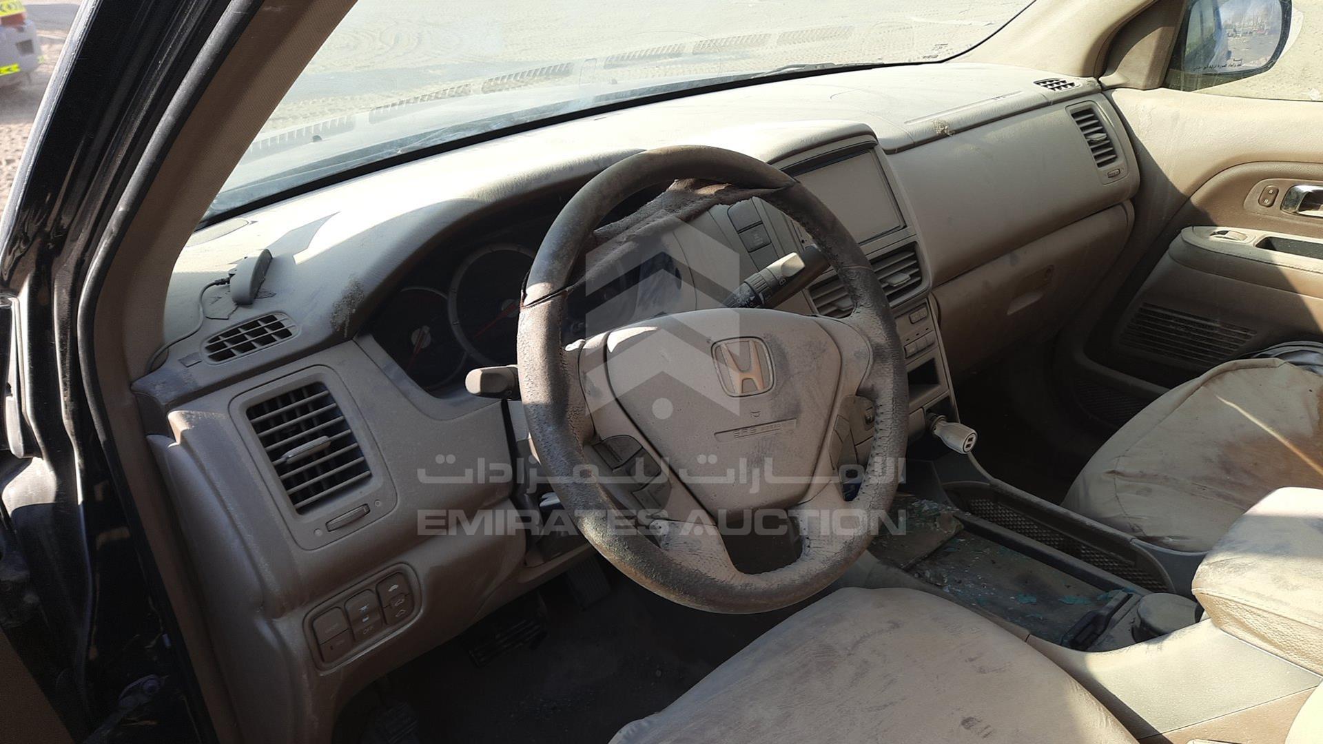 2006 HONDA MRV VIN: 5FNYF18586B700110