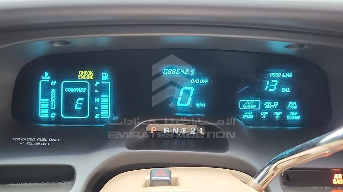 لينكولن تاون كار 1996 — مؤشر السرعة — صورة 14