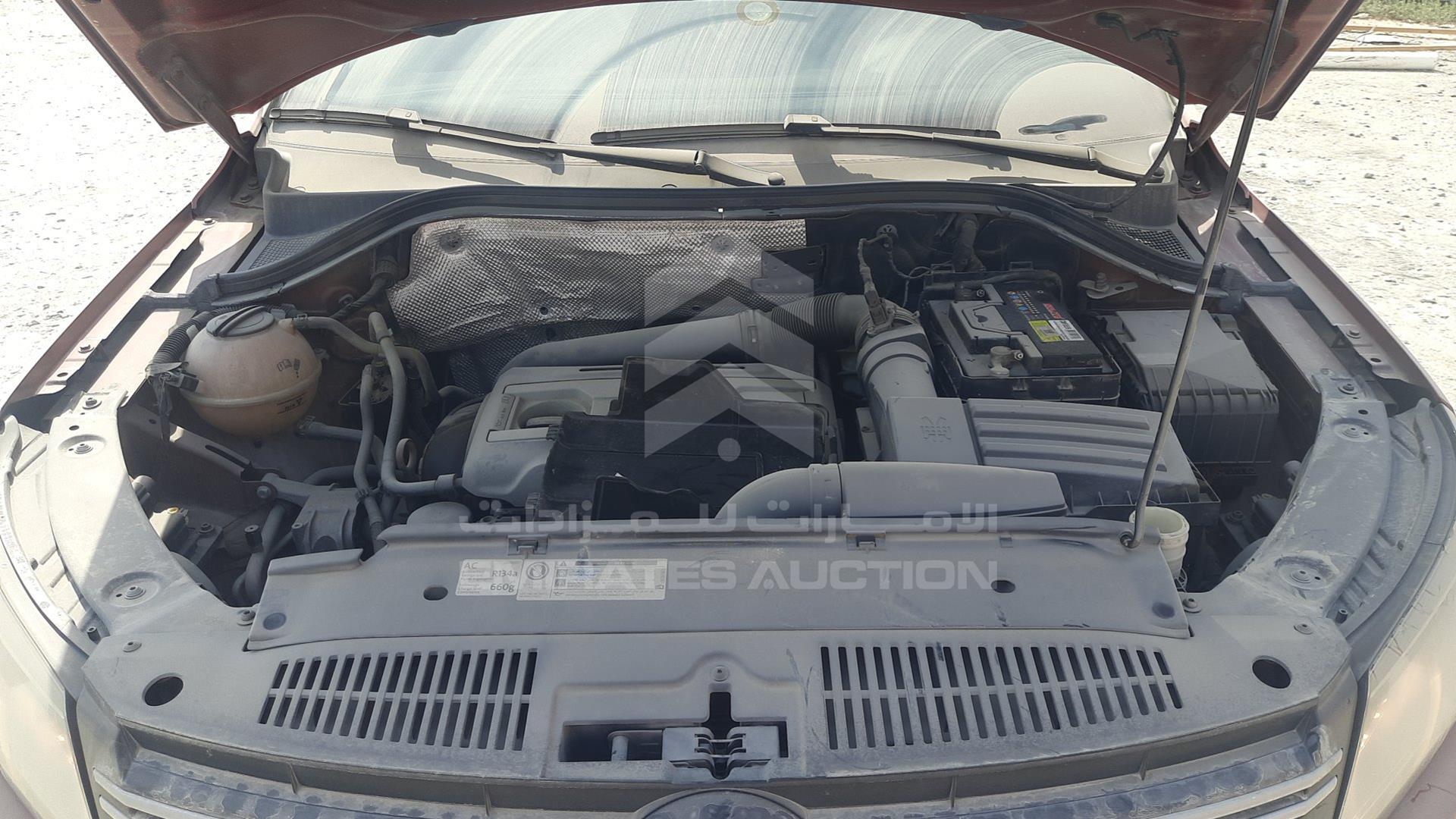 2012 VOLKSWAGEN TIGUAN VIN: WVGCE15NXCW045677