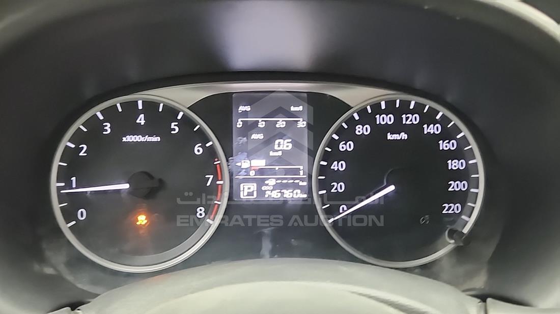 2020 Nissan Kicks — Speedometer & RPM Gauges — Photo 13