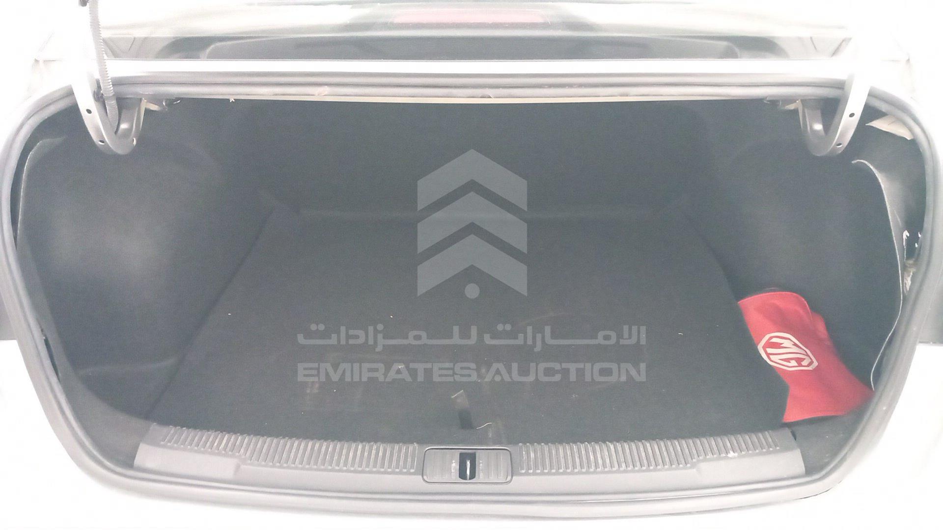 2022 MG MG 5 VIN: LSJA36E31NZ042454