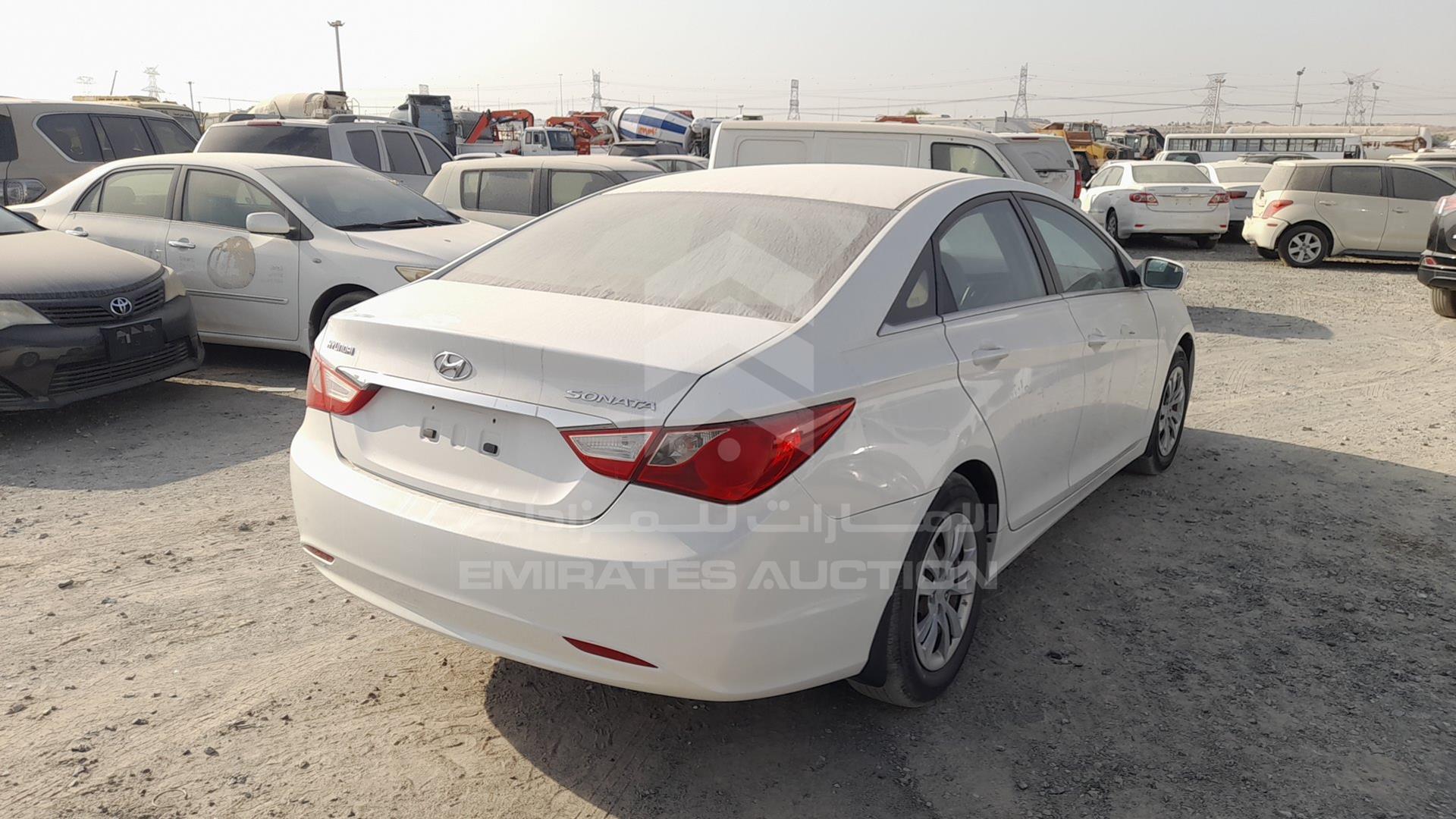 2011 HYUNDAI SONATA VIN: KMHEB41C8BA264933