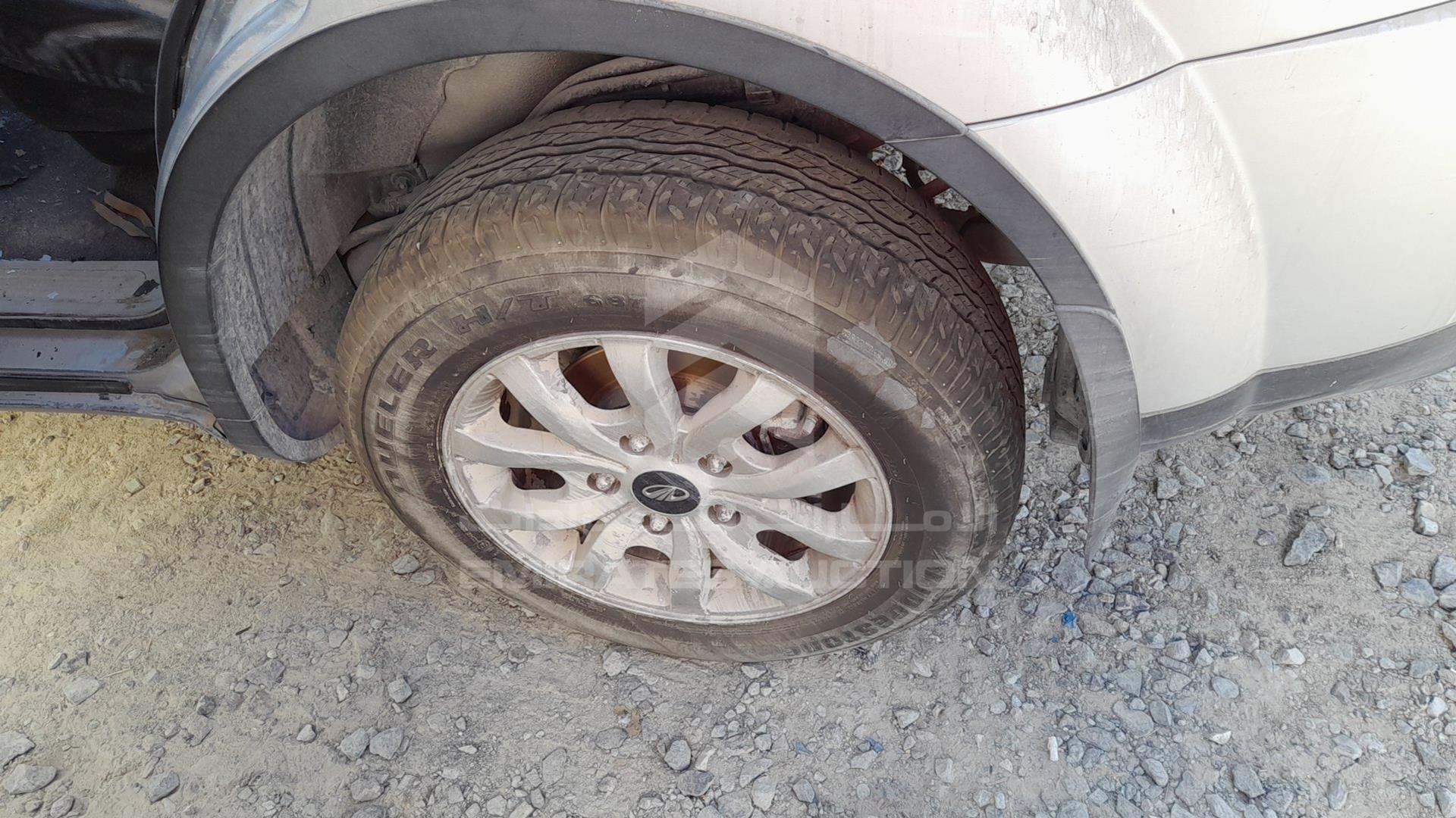 2018 MAHINDRA XUV500 VIN: MA1YW2LDVJ6050689