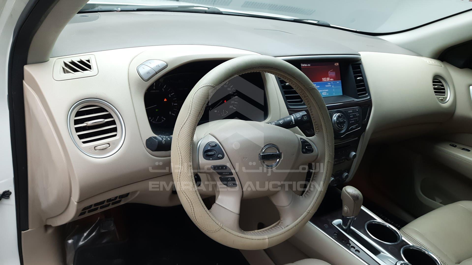 2015 NISSAN PATHFINDER VIN: 5N1AR2M57FC691395