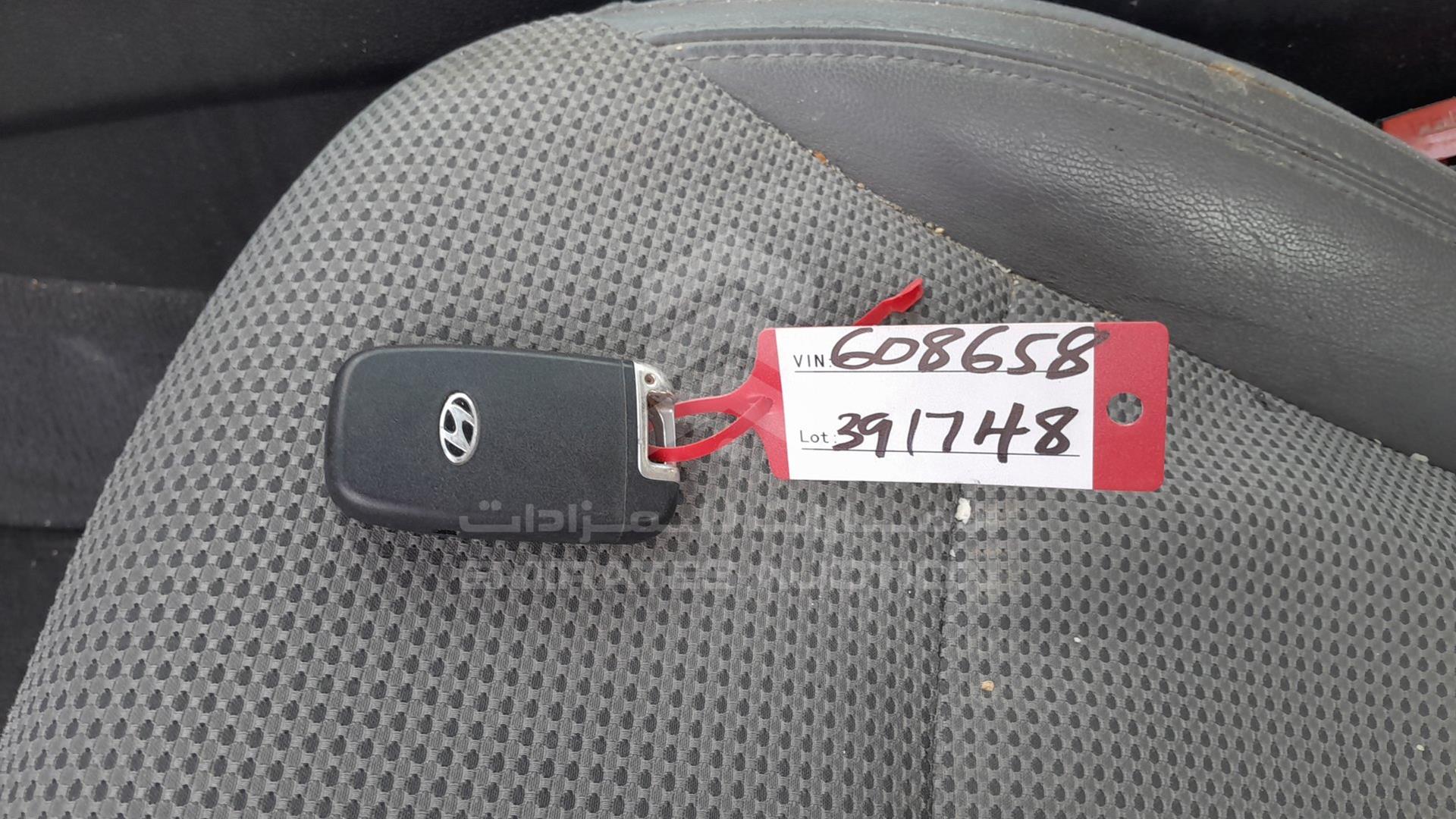 2013 HYUNDAI SONATA VIN: 5NPEC4AC6DH608658
