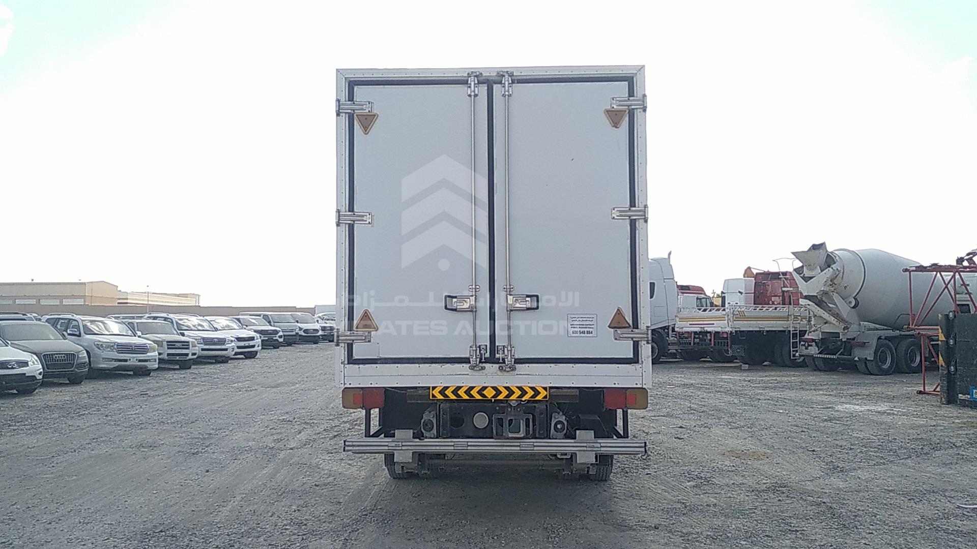 2011 HINO 500 VIN: JHDFG1JP6B1S18432