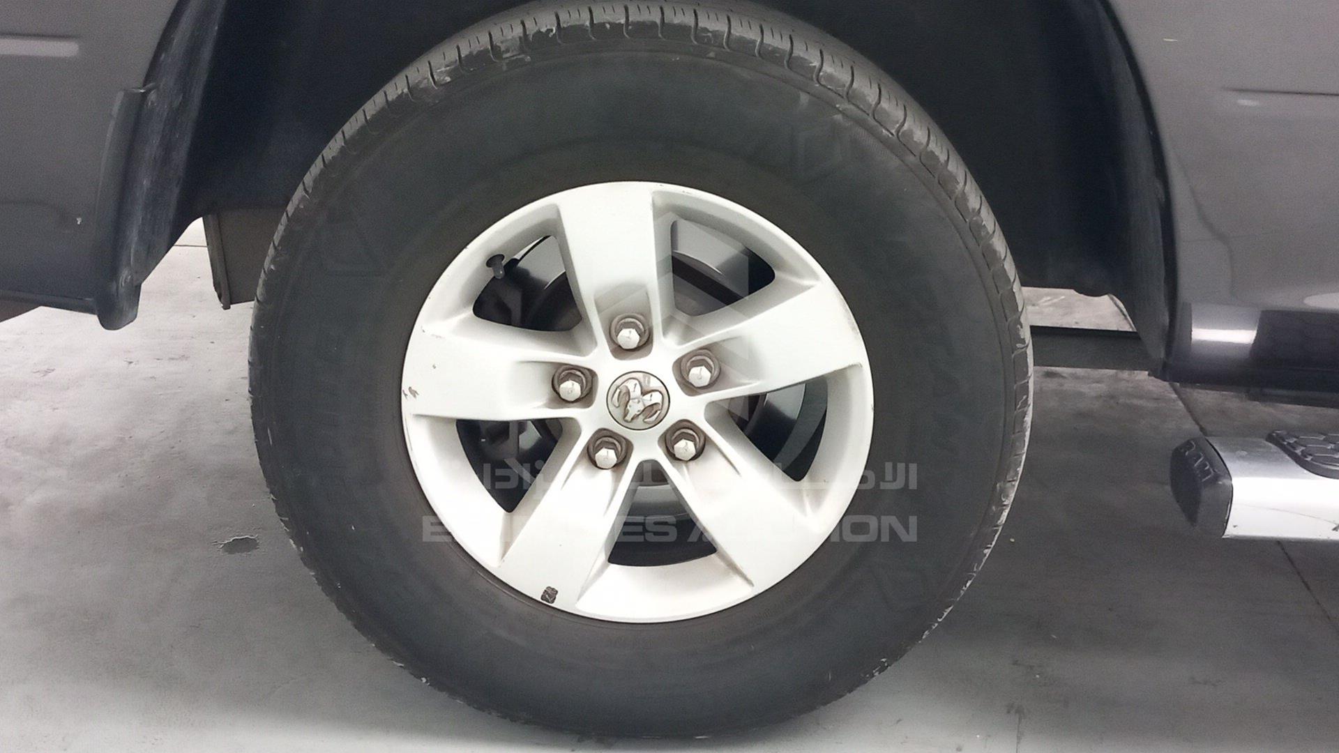 2014 DODGE RAM VIN: 1C6RR7LT7ES174663