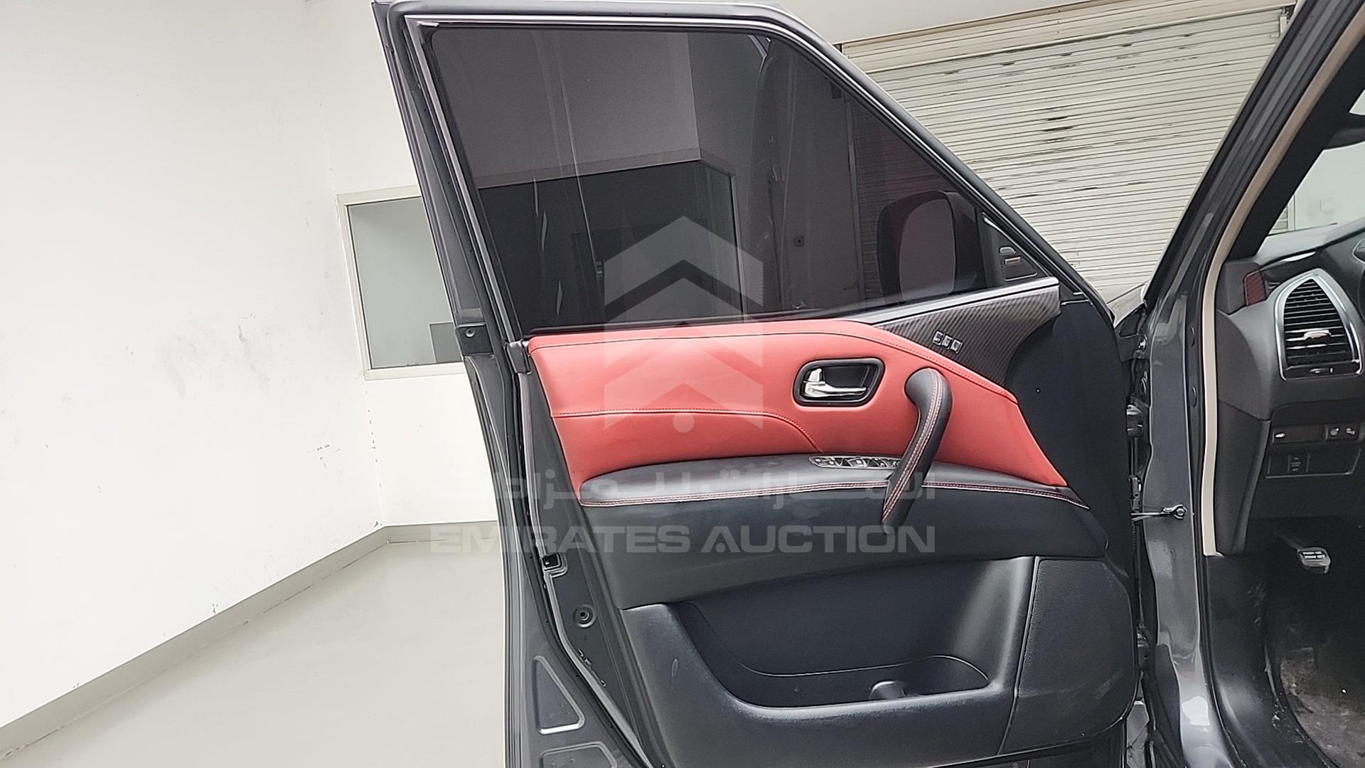 2014 INFINITI QX 80 VIN: JNRAZ2NY1E9040871