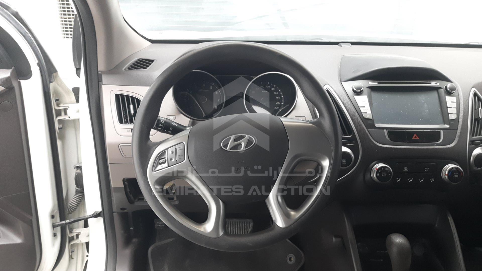 2012 HYUNDAI TUCSON VIN: KMHJT81B7CU366444
