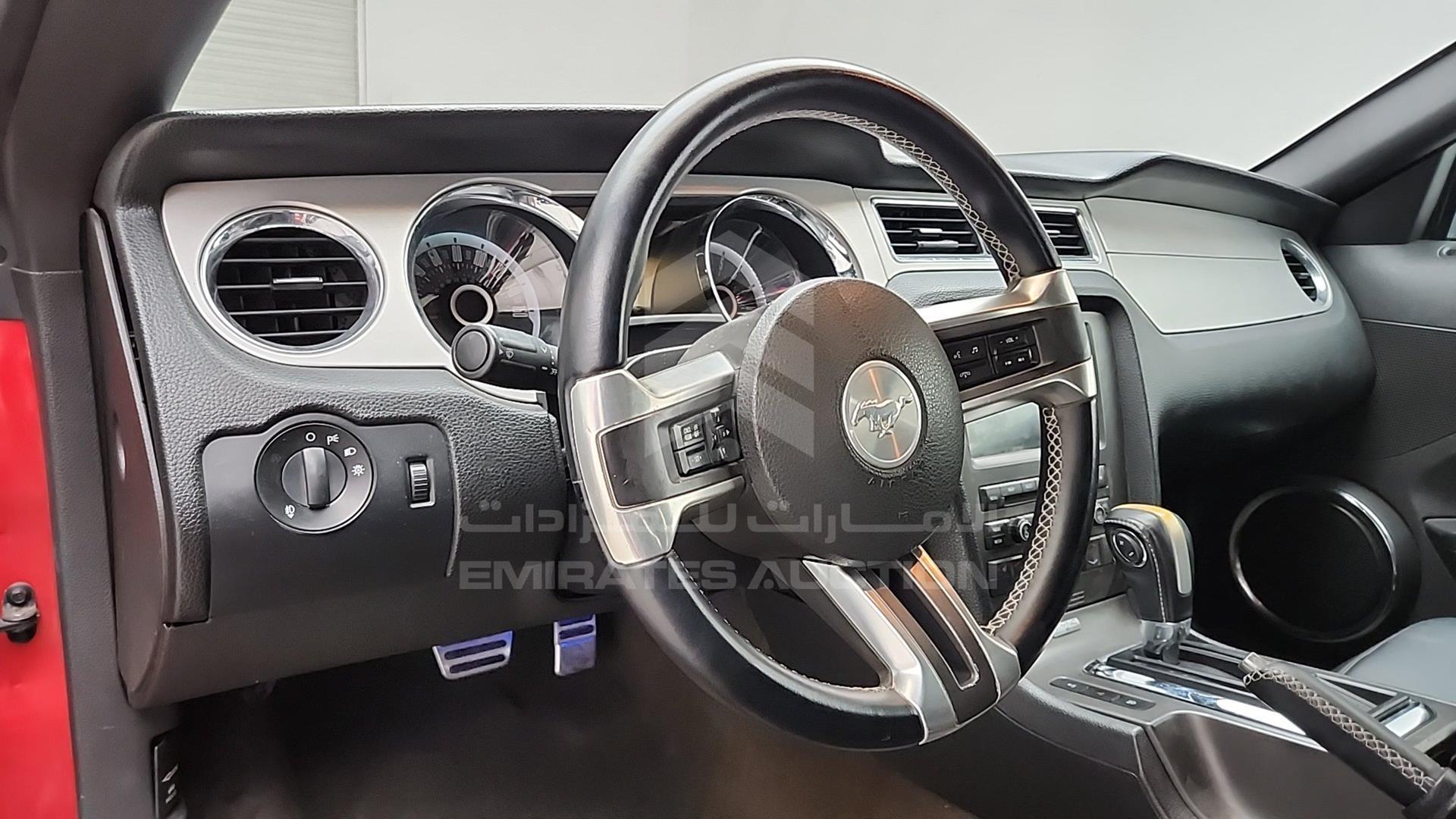 2013 FORD MUSTANG VIN: 1ZVBP8EM2D5276927