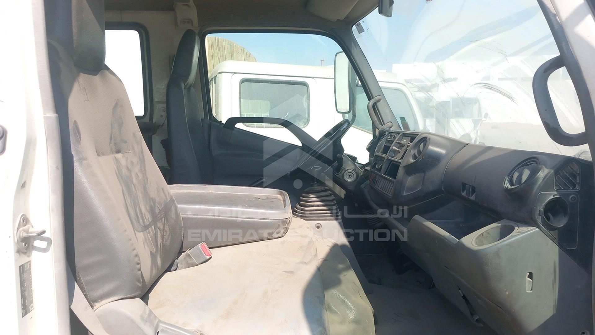 2014 HINO 300 VIN: JHHLCK1H0EK007723