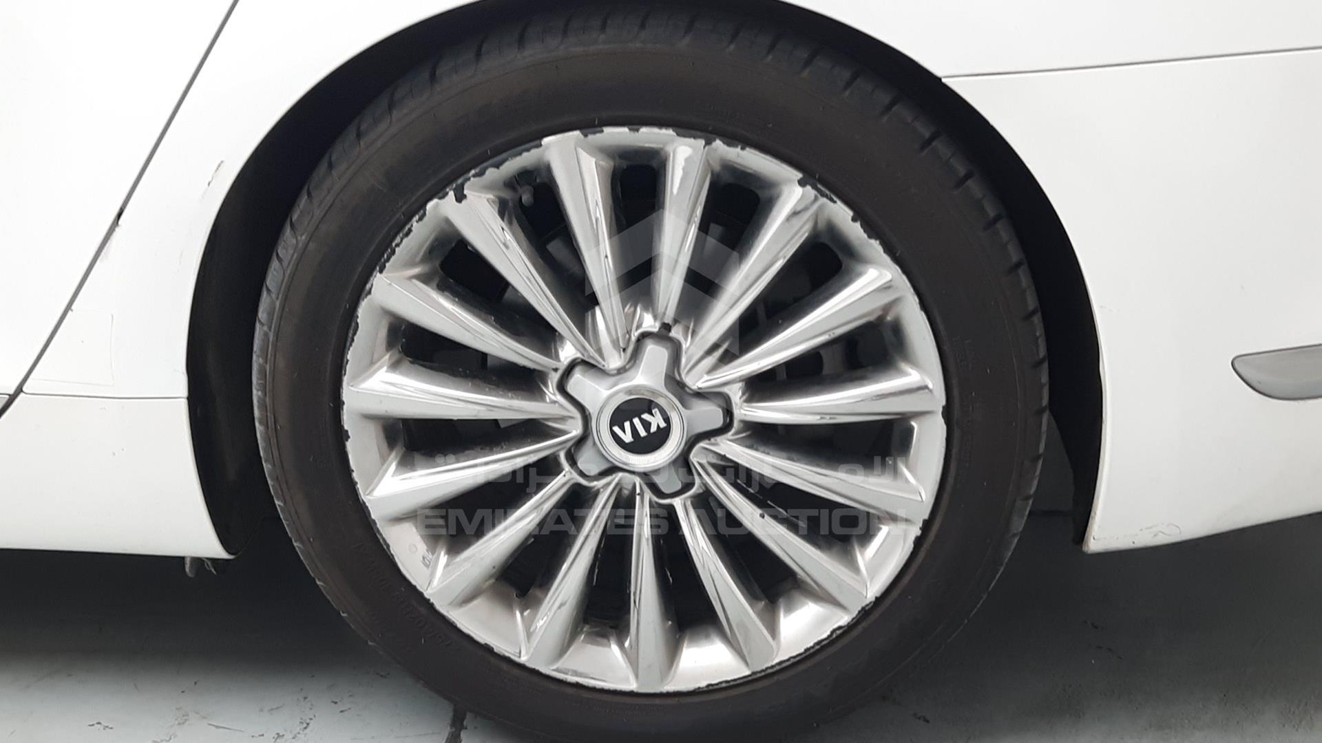 2015 KIA K 900 VIN: KNALW4D40F6018937