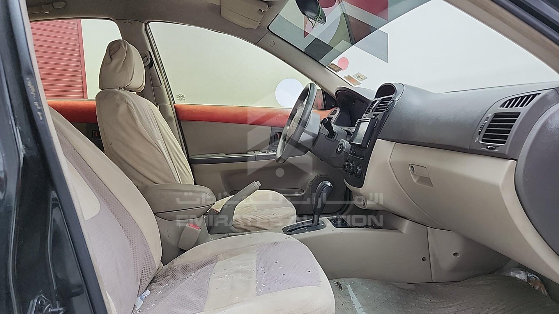 2005 KIA CERATO VIN: KNAFE223455171999