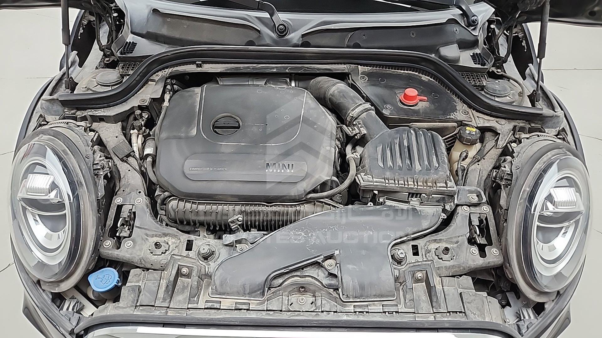 2021 MINI COOPER S VIN: WMWXR5A0XM2N20164
