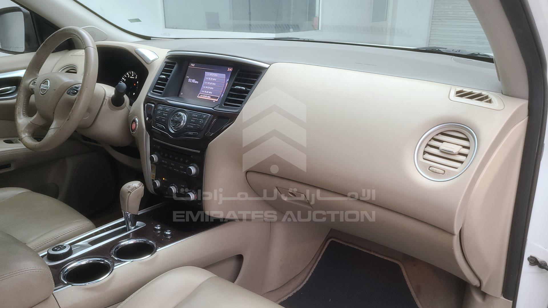 2015 NISSAN PATHFINDER VIN: 5N1AR2MM6FC643829