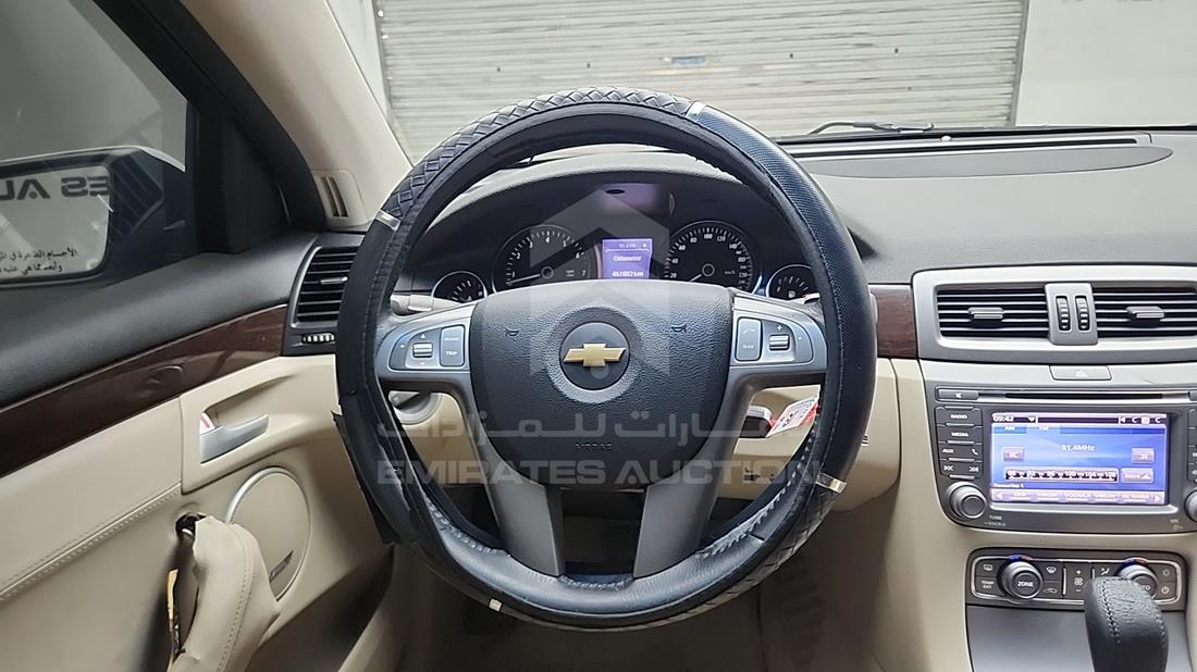 2013 Chevrolet Caprice — Steering & Mounted Controls — Photo 28