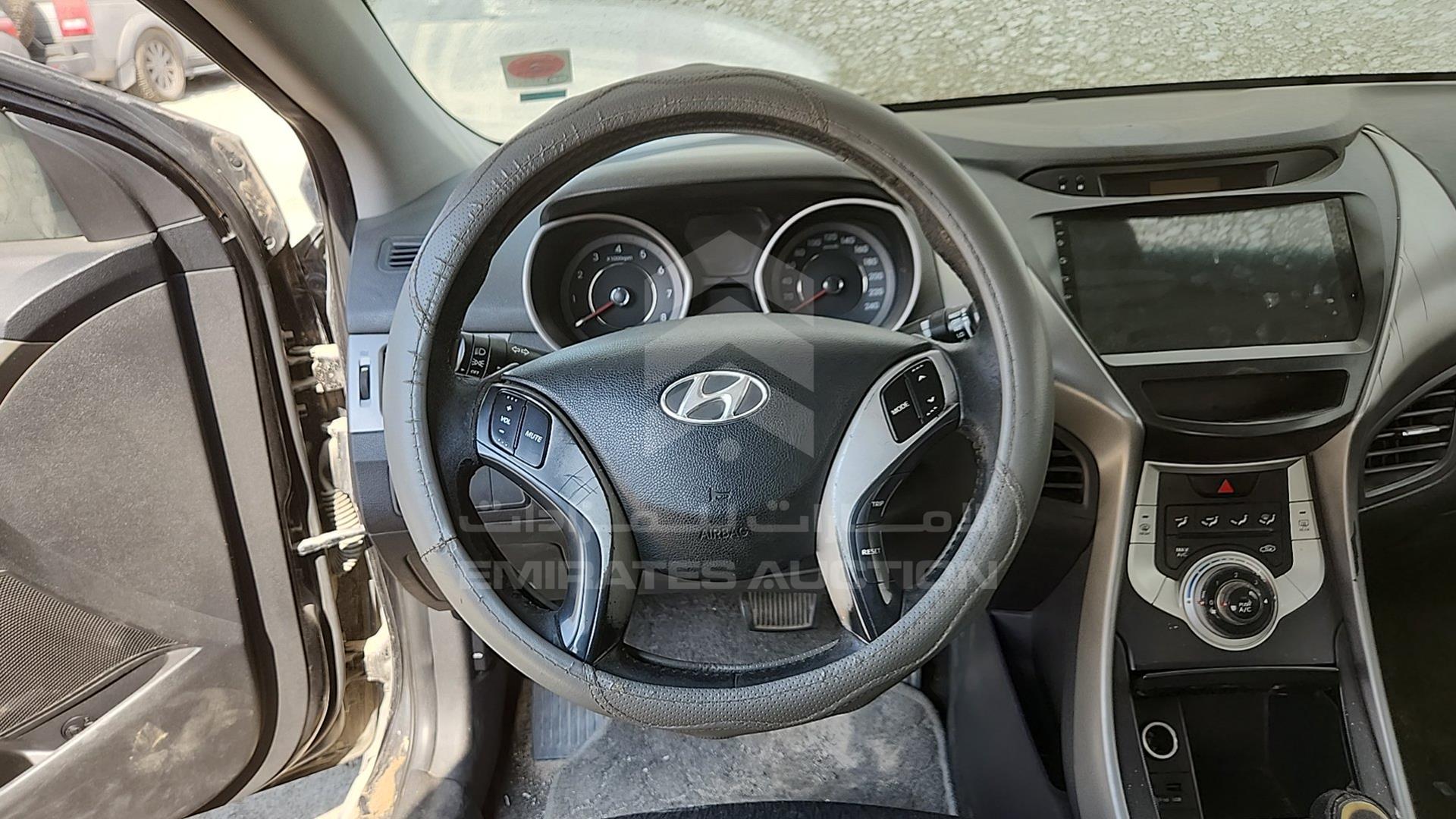 2012 HYUNDAI ELANTRA VIN: KMHDG41E1CU391375