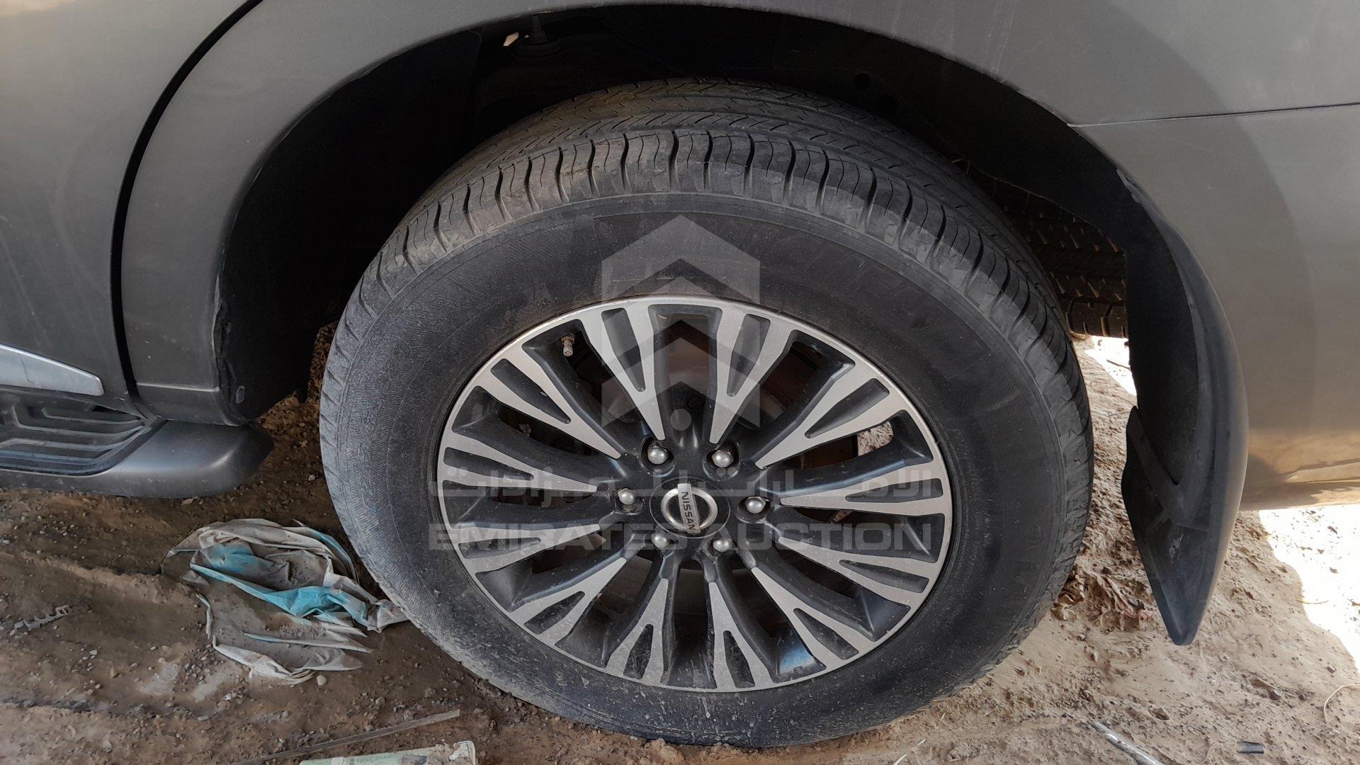 JN8AY2NY4F9125132 - 2015 Nissan Patrol - #501835