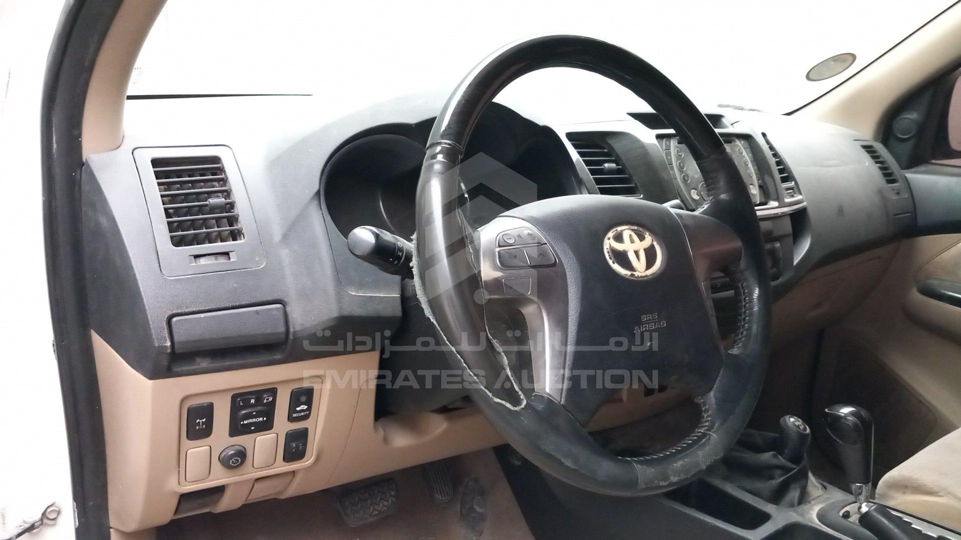 2014 TOYOTA FORTUNER VIN: MHFYU59G7E7032094