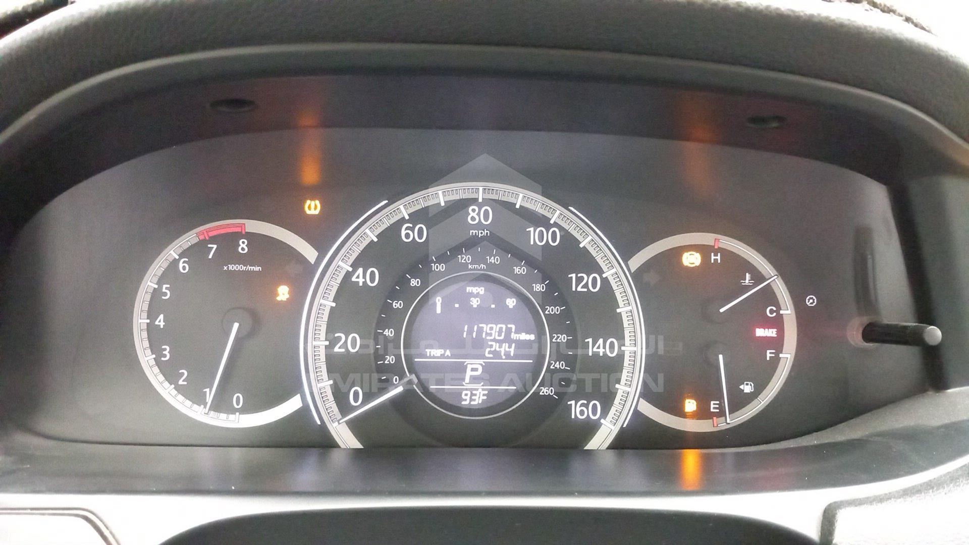 2015 HONDA ACCORD VIN: 1HGCR2F72FA103024