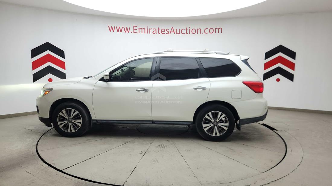 2017 Nissan Pathfinder — Left Full View — Photo 36