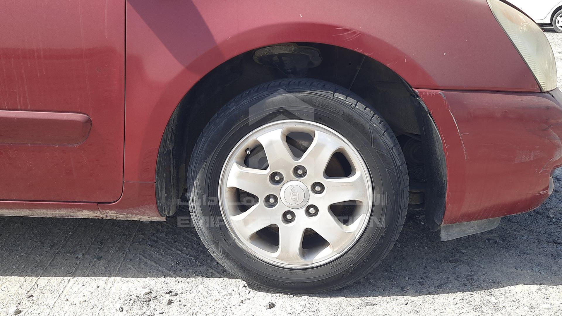 2009 KIA CARNIVAL VIN: KNAMB763896291103