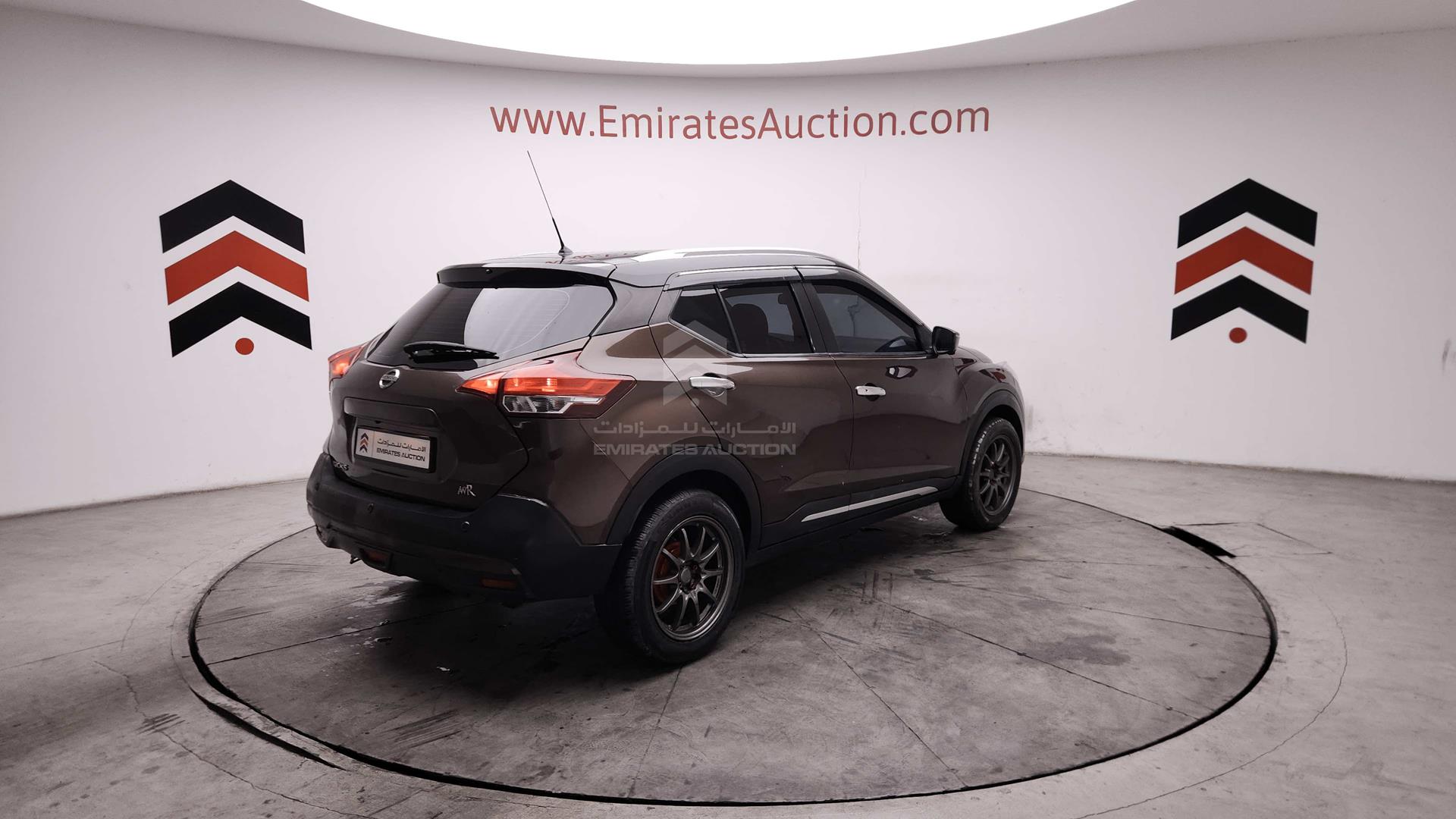 2017 NISSAN KICKS VIN: 3N1CP5CP3HL502324