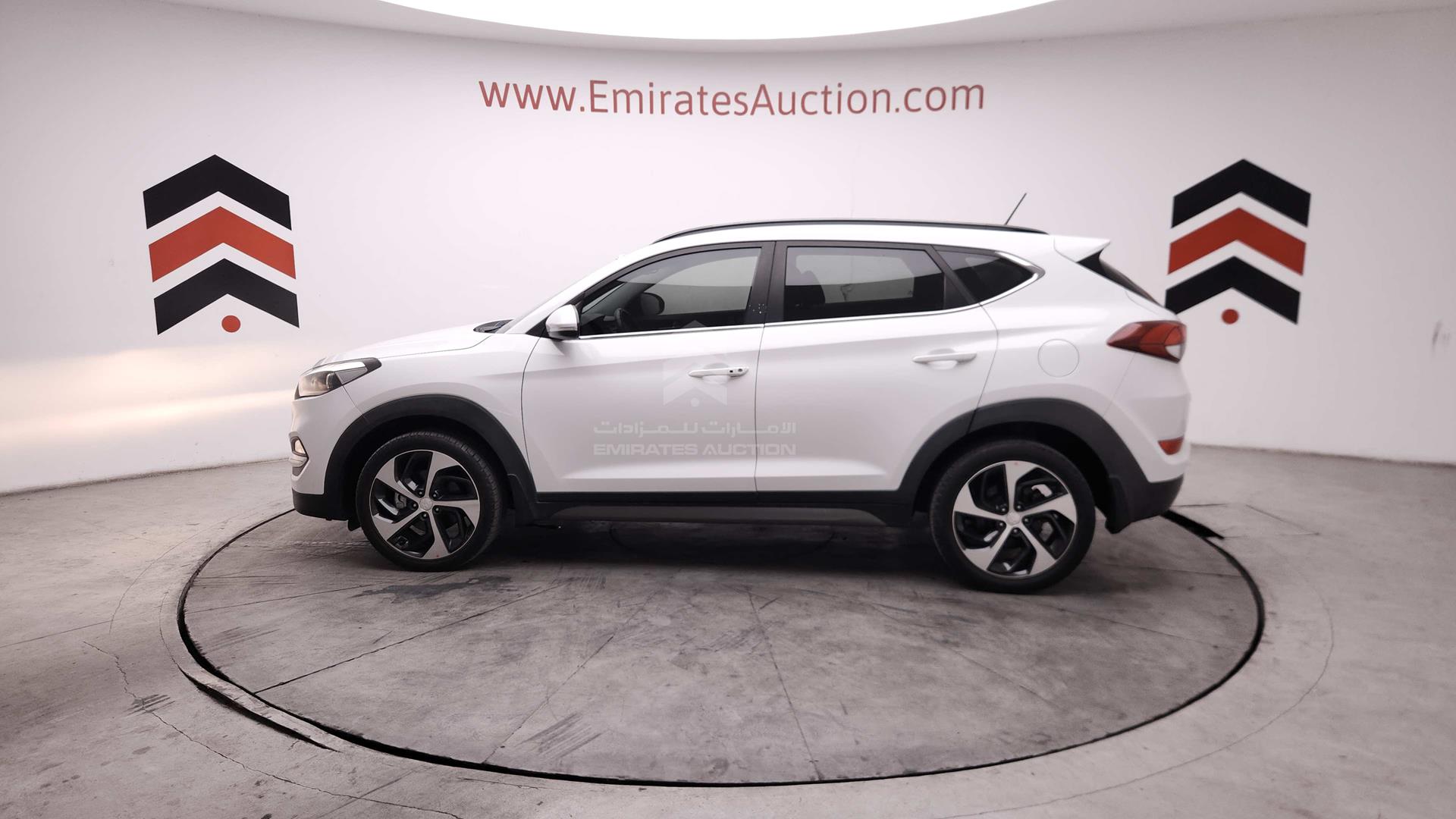 2017 HYUNDAI TUCSON VIN: TMAJ381B7HJ191503