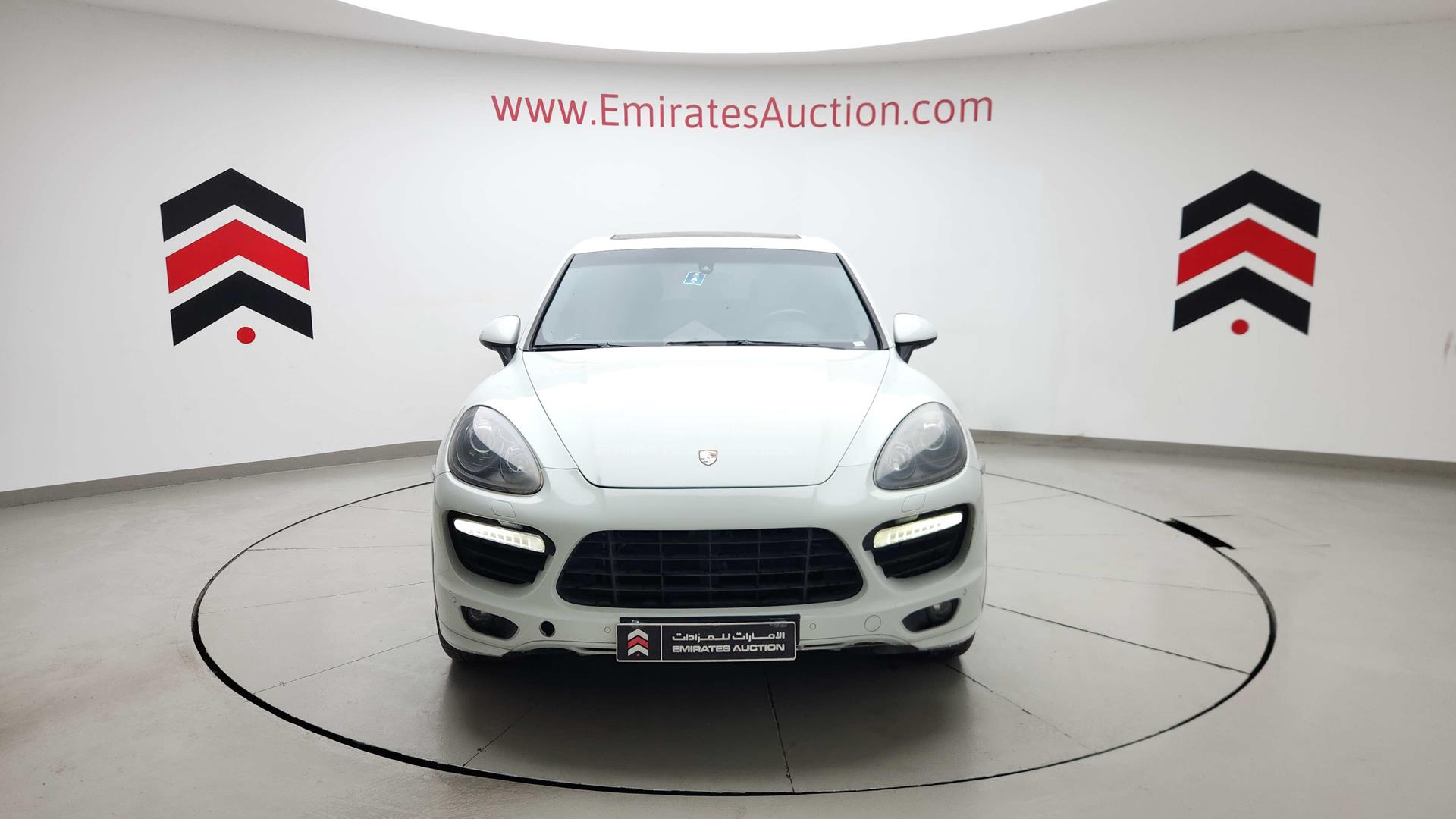 2013 PORSCHE CAYENNE GTS VIN: WP1ZZZ92ZDLA45314