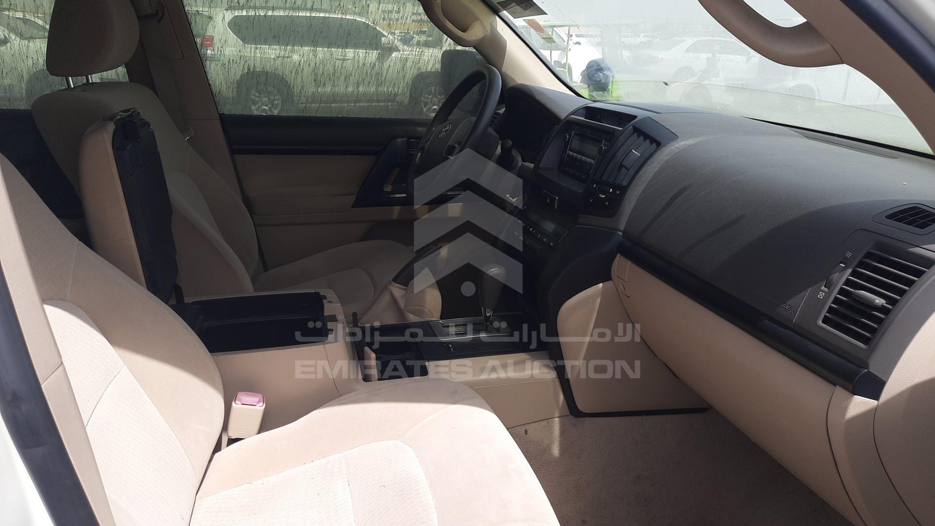 2013 TOYOTA LAND CRUISER VIN: JTMDU09J1D5066261