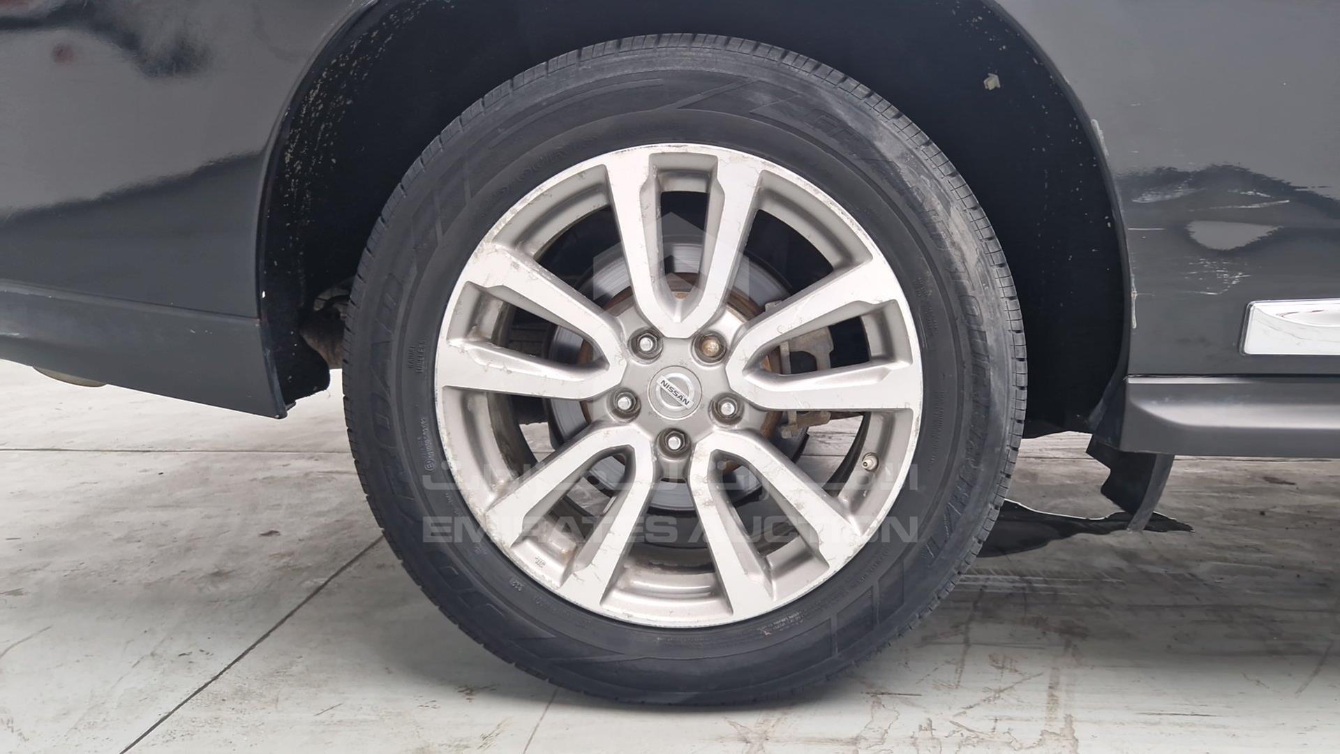 2015 NISSAN PATHFINDER VIN: 5N1AR2MM6FC620132